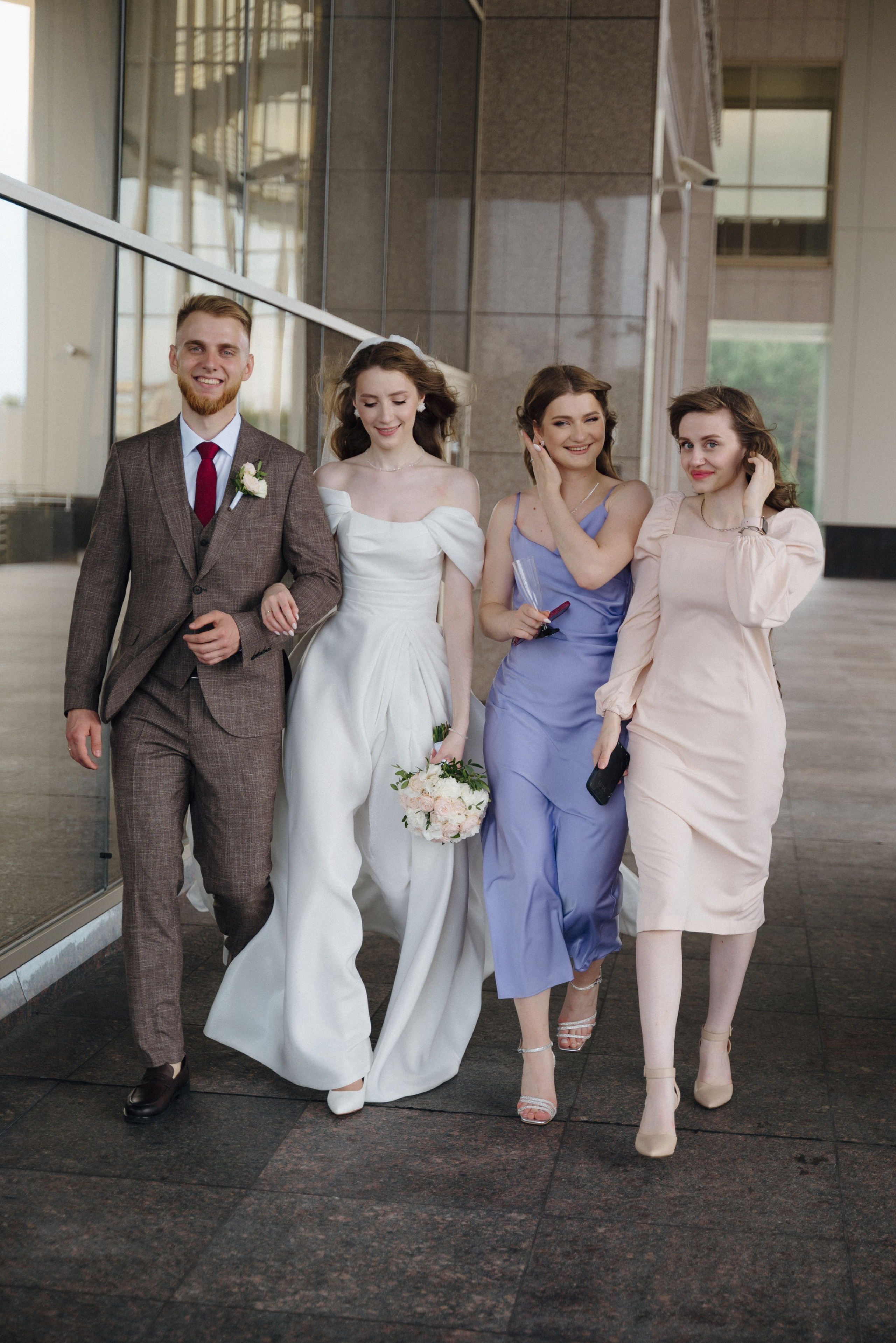 Елена и Артём. Репортажный и свадебный фотограф в Сургуте