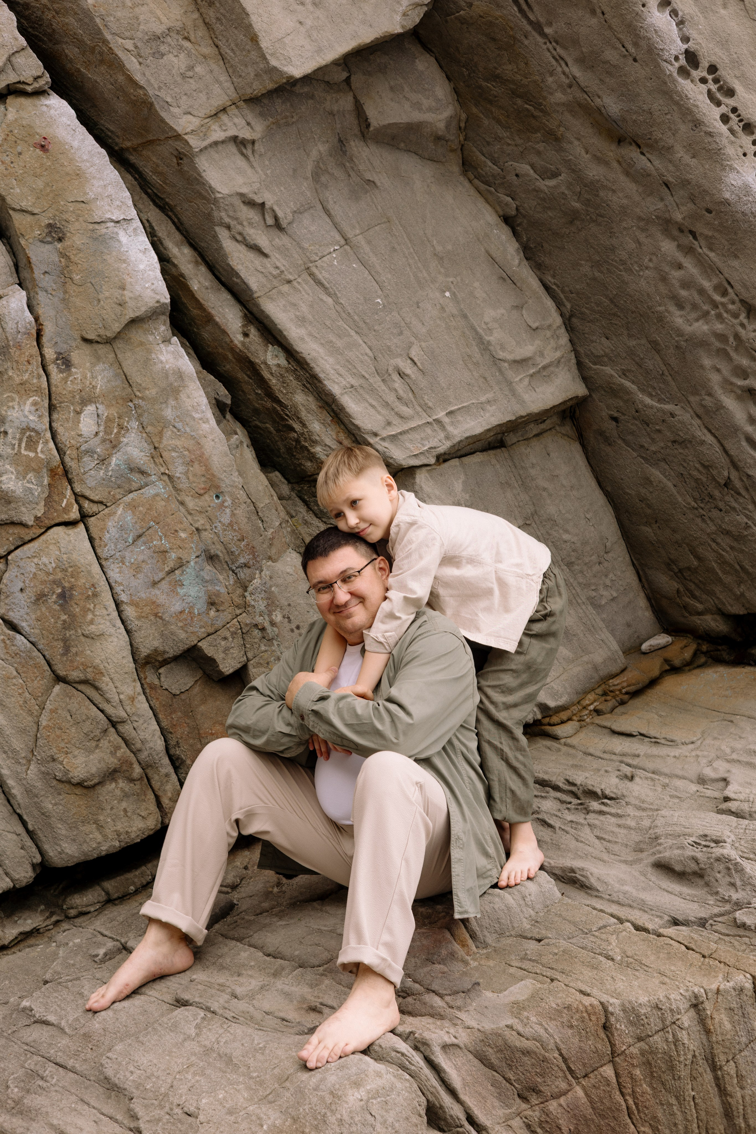 Артем с родителями у моря. Портретный, свадебный, репортажный фотограф во Владивостоке Юлиана Джули Фокс