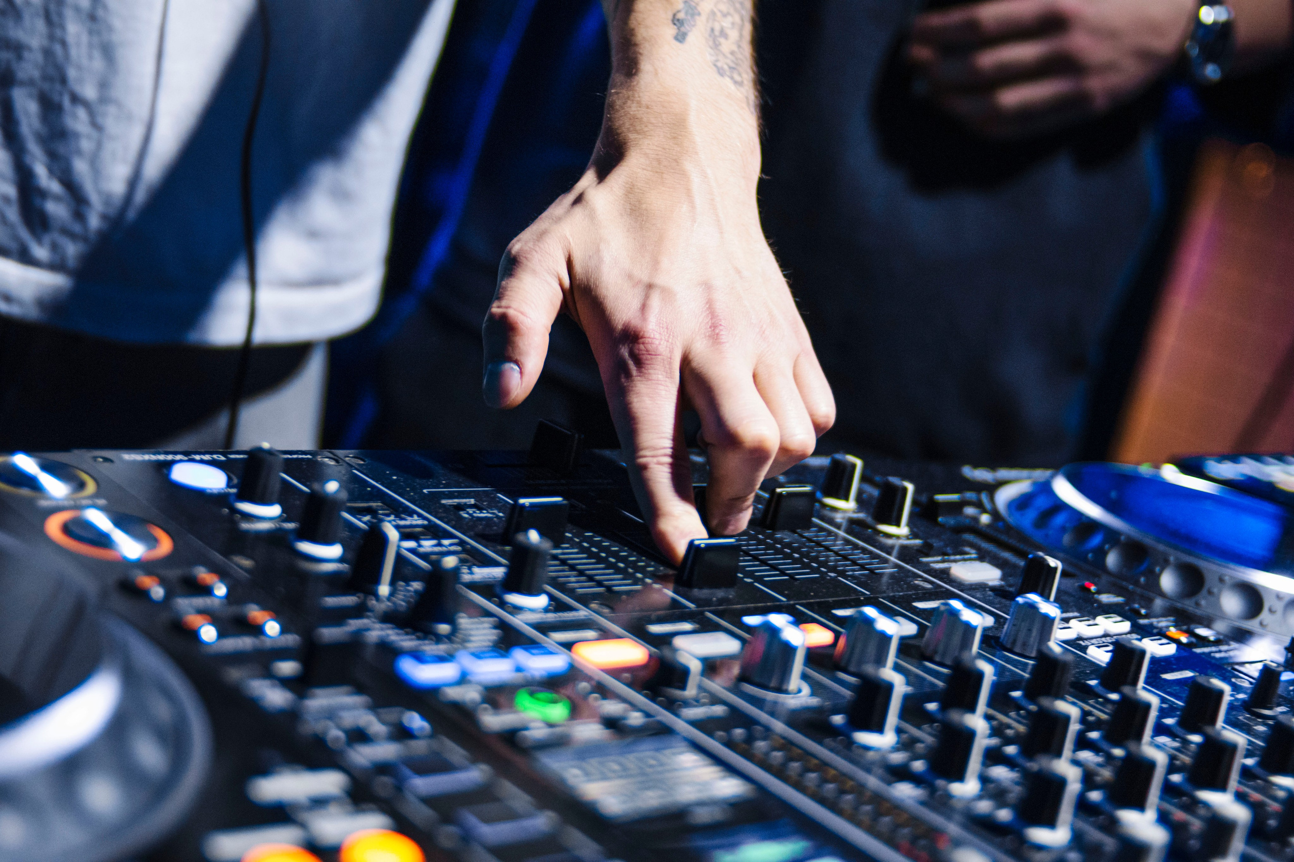 РОДНЯ. Electro_agent