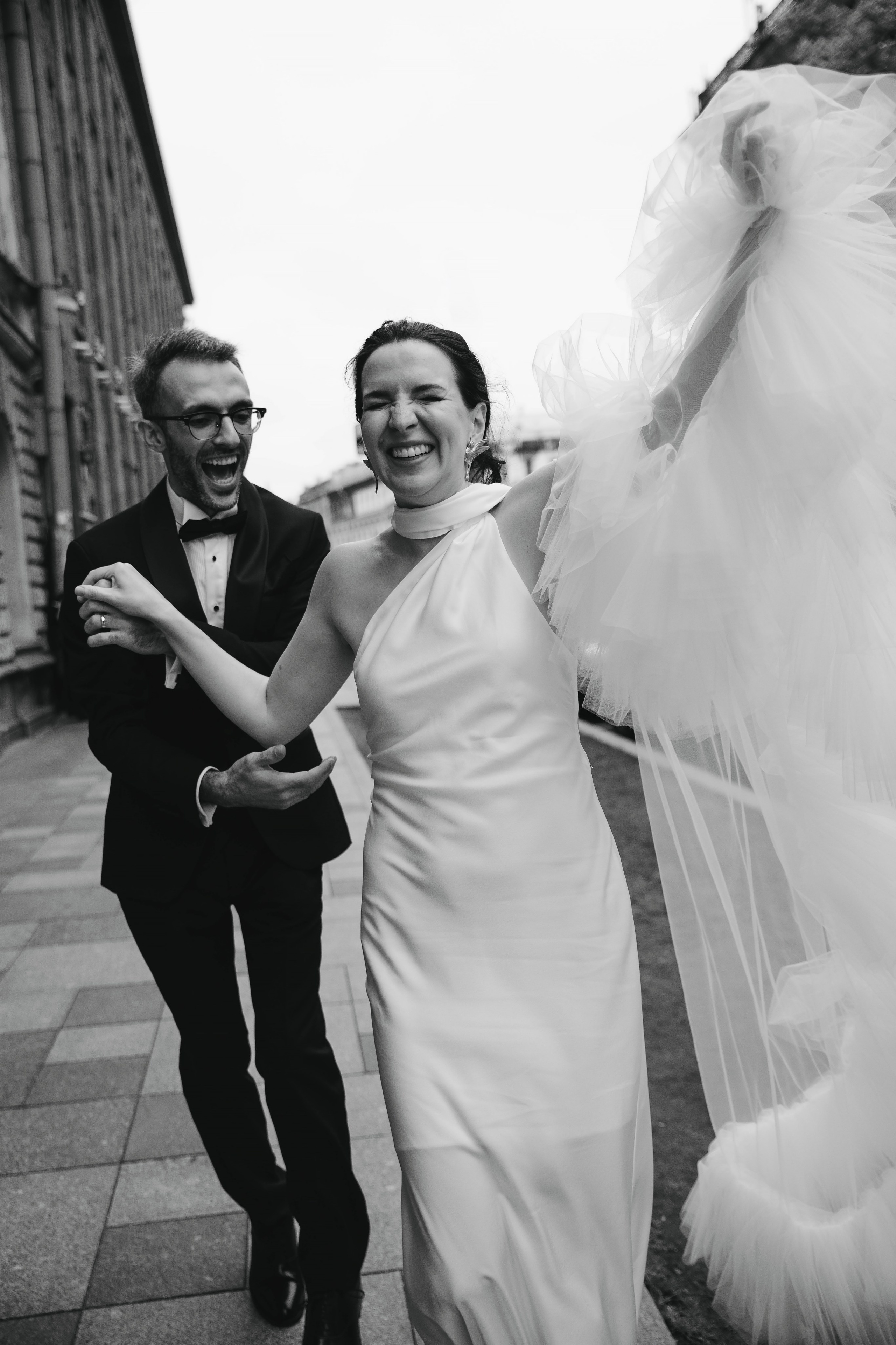 Мы уже одно ЦЕ-ЛО-Е. Свадебный фотограф Питер СПБ Индивидуальные, парные, свадебные съёмки