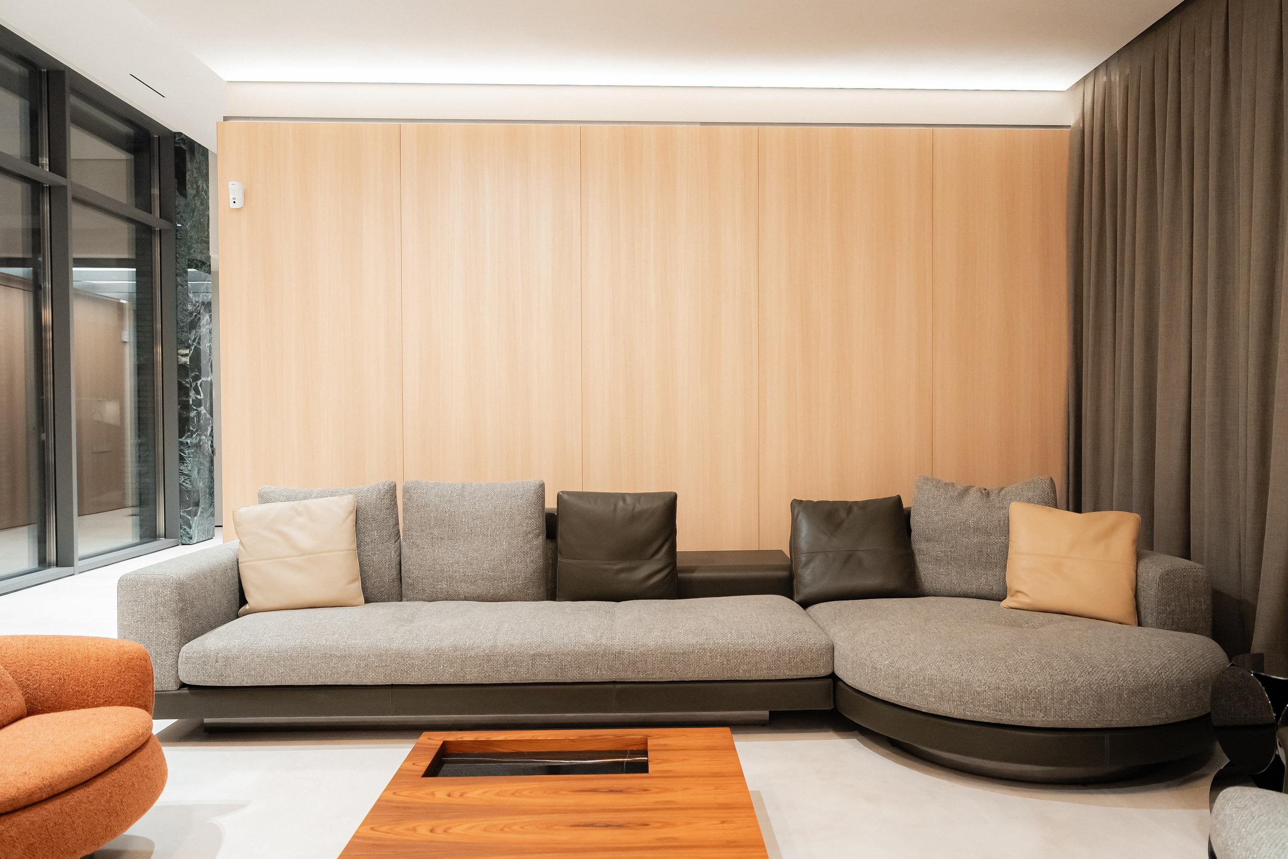 Интерьерная