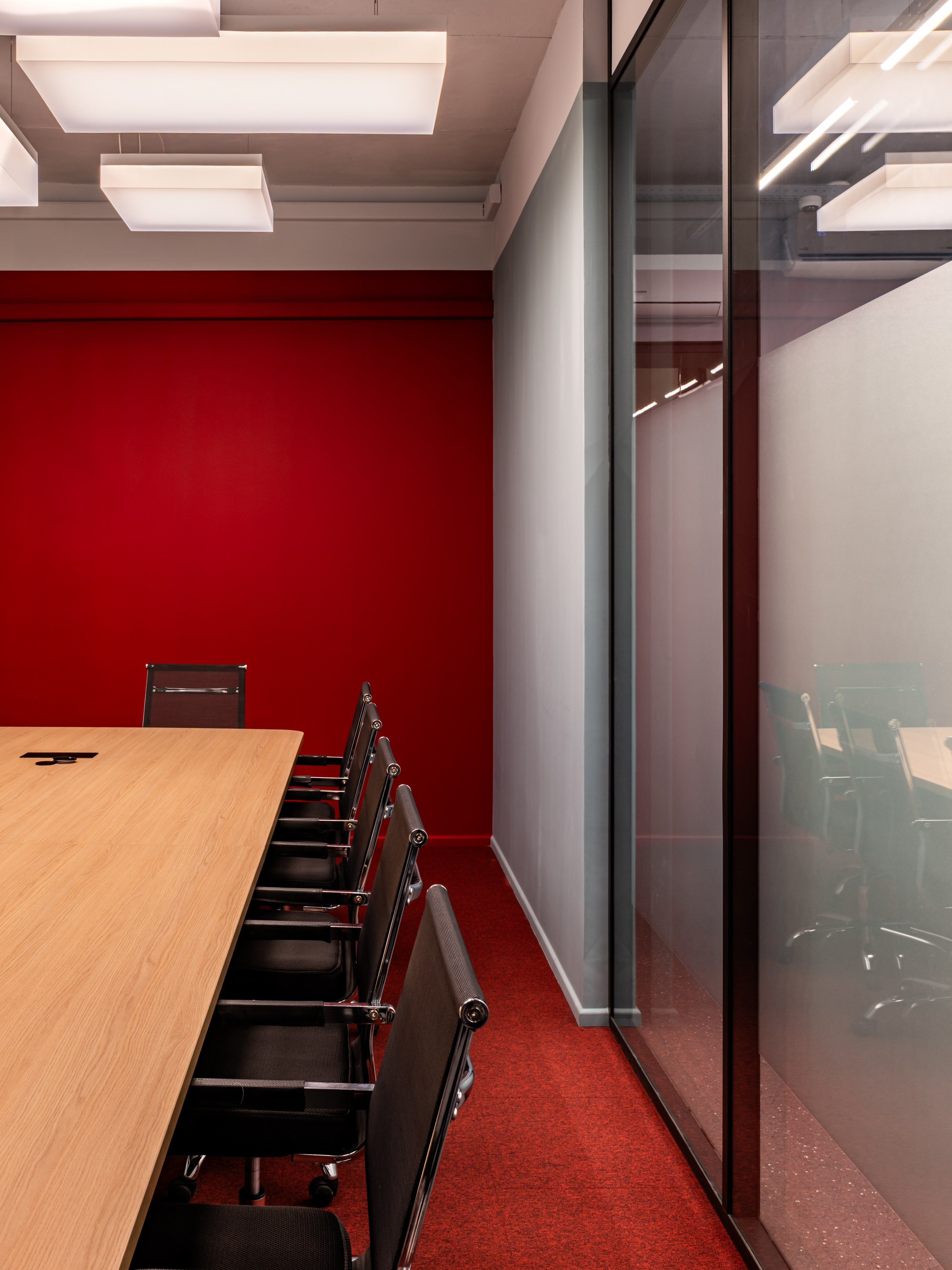 Дизайн интерьера офиса строительной компании в Екатеринбурге. Интерьерный фотограф. Фотограф архитектуры