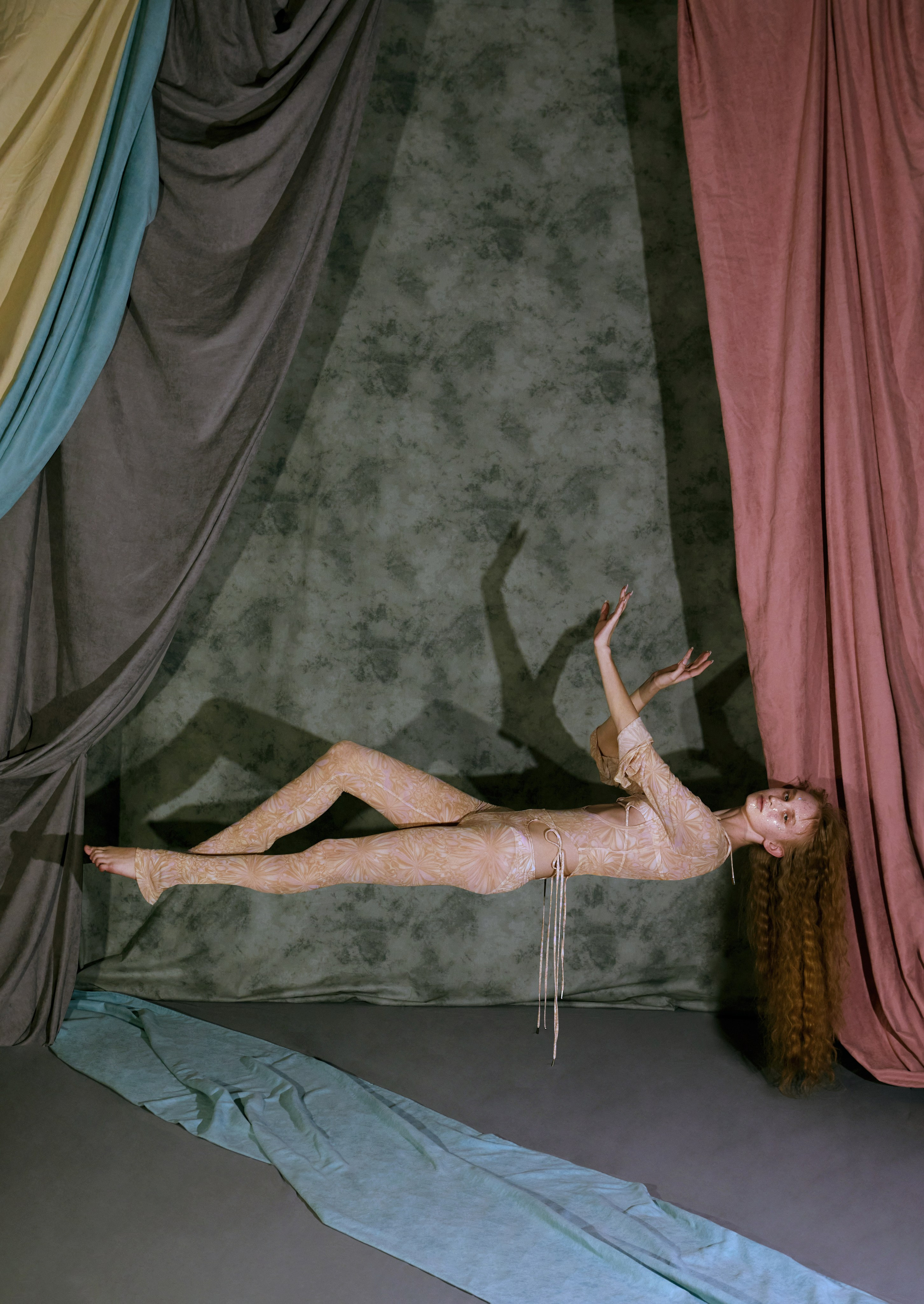 Badlon magazine: Hypnosis. WORKS