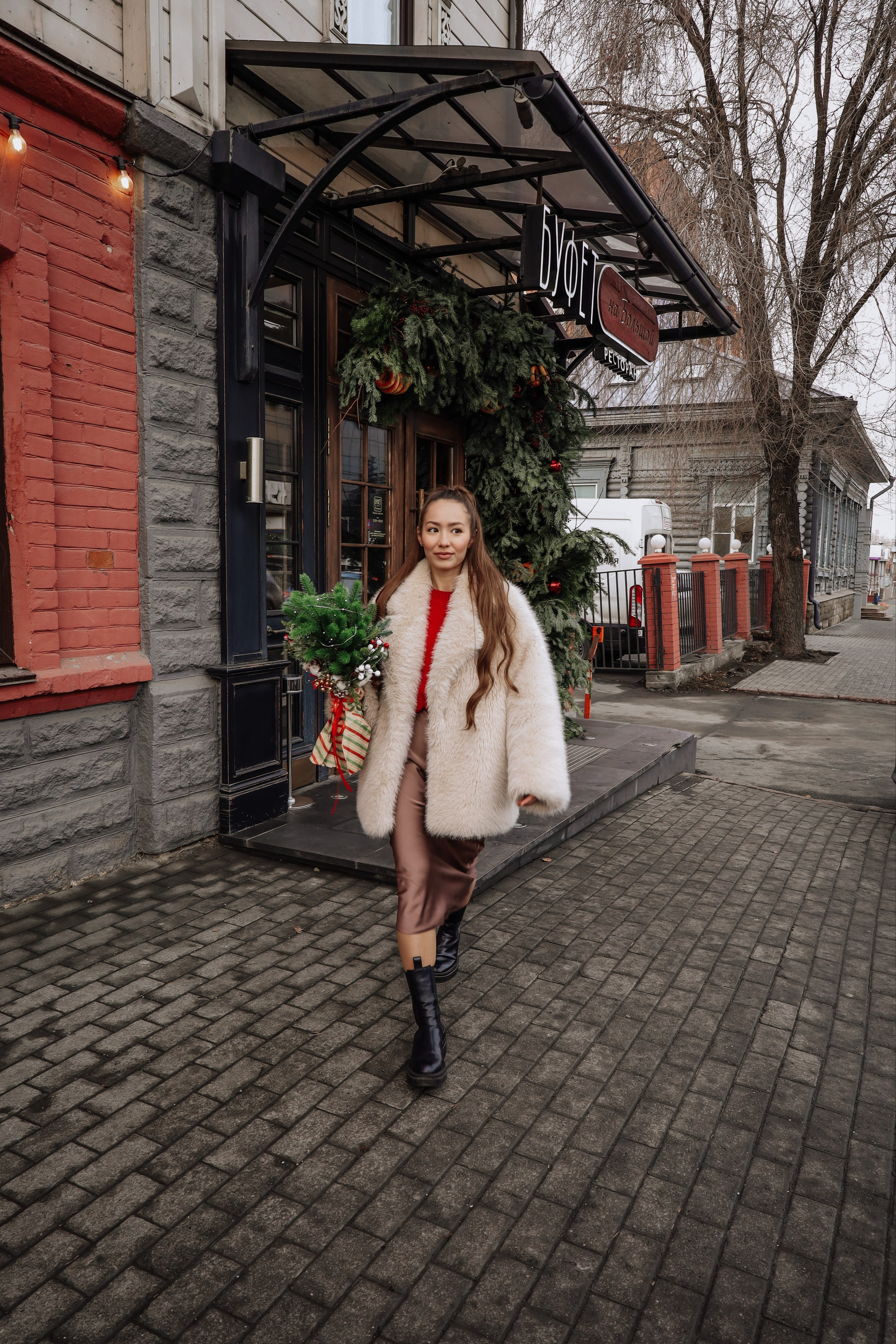 Женские уличные фотосъемки. Фотограф-ретушер Екатерина Стародубцева