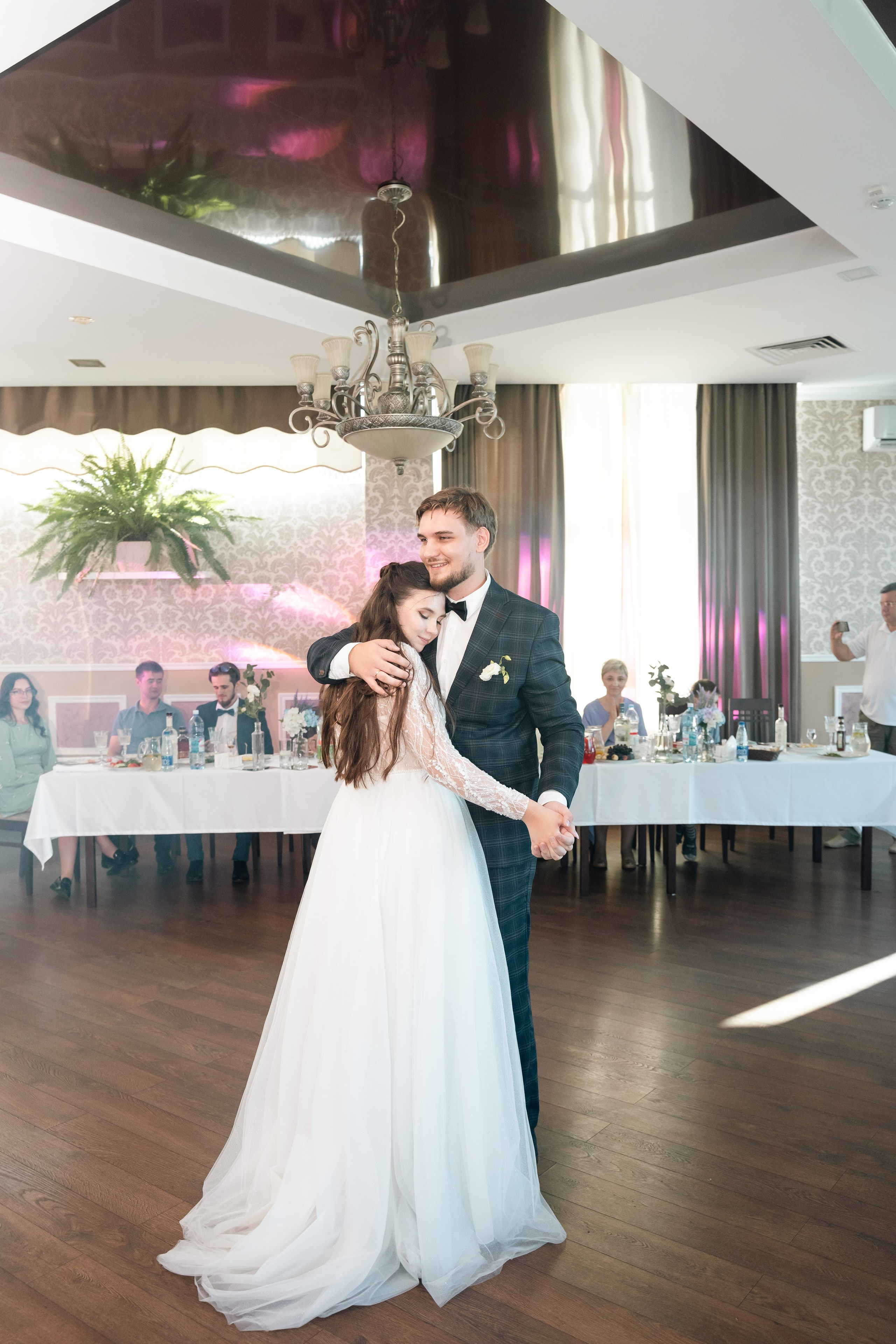 Леонид и Анастасия. Фотограф и видеограф Олег Игнатов | Свадьбы, Love Story, реклама и корпоративы — Красноярск