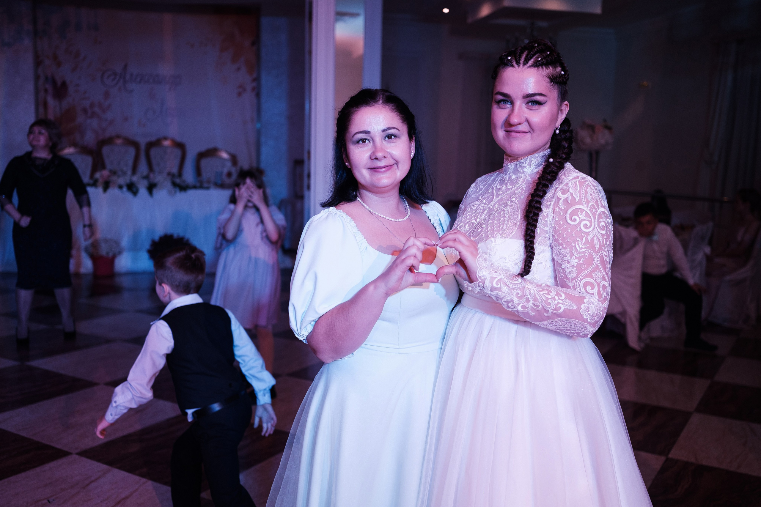 Александр и Лариса. Свадебный фотограф | репортаж | праздники | крещение