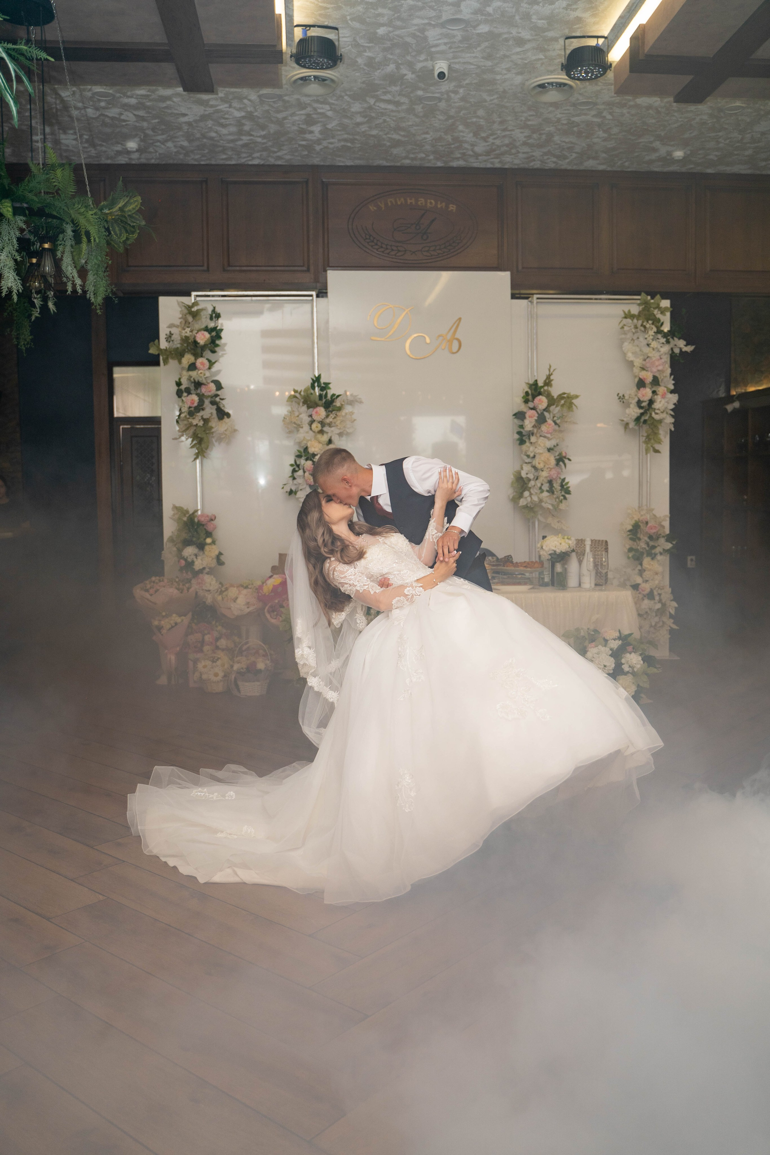 Данил и Анастасия. Видеосьемка, фотосьемка свадеб, юбилеев, утренников в Краснодарском кр