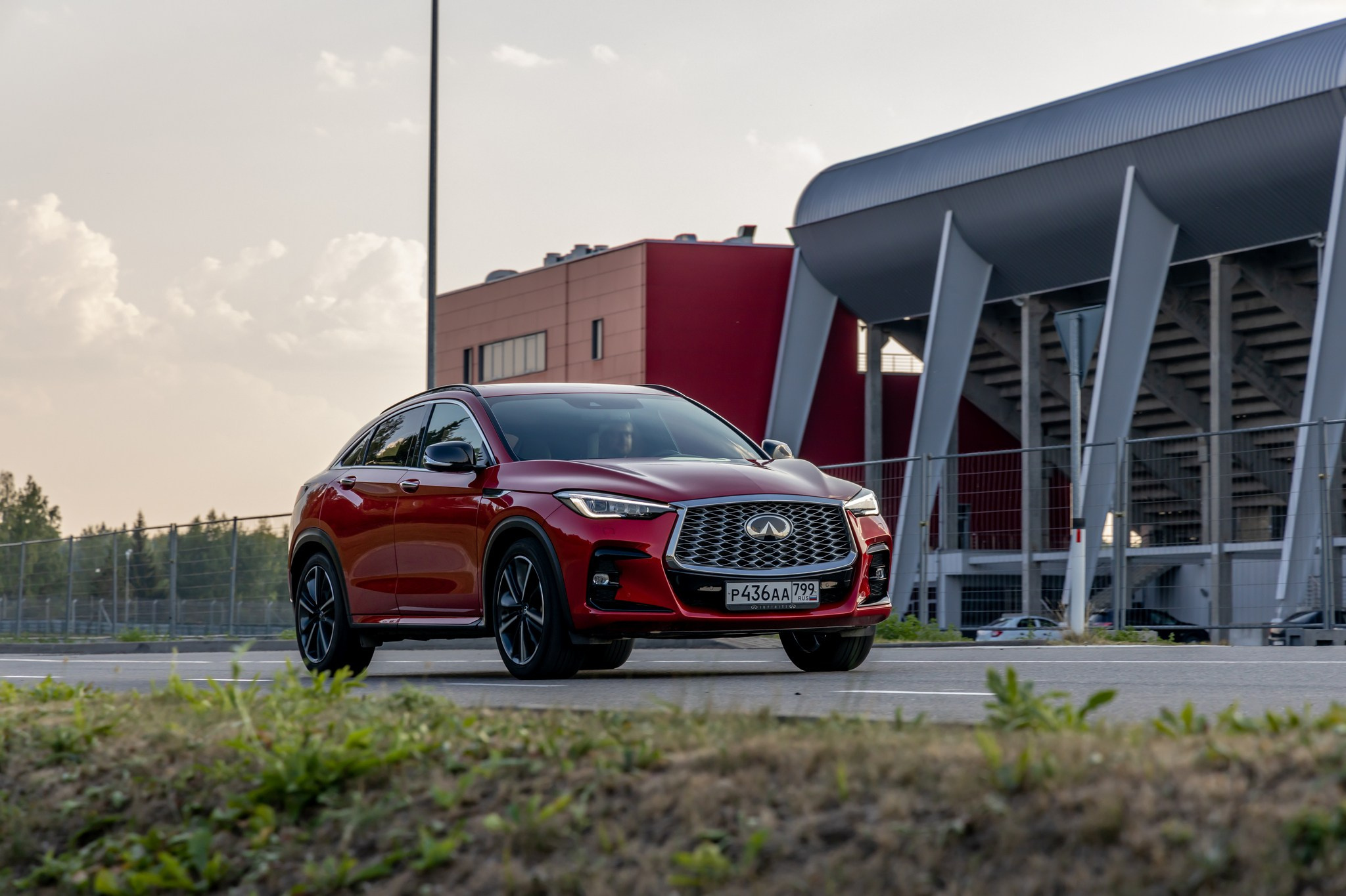 Infiniti QX55. Репортажный, семейный и студийный фотограф в Москве Демин Алексей