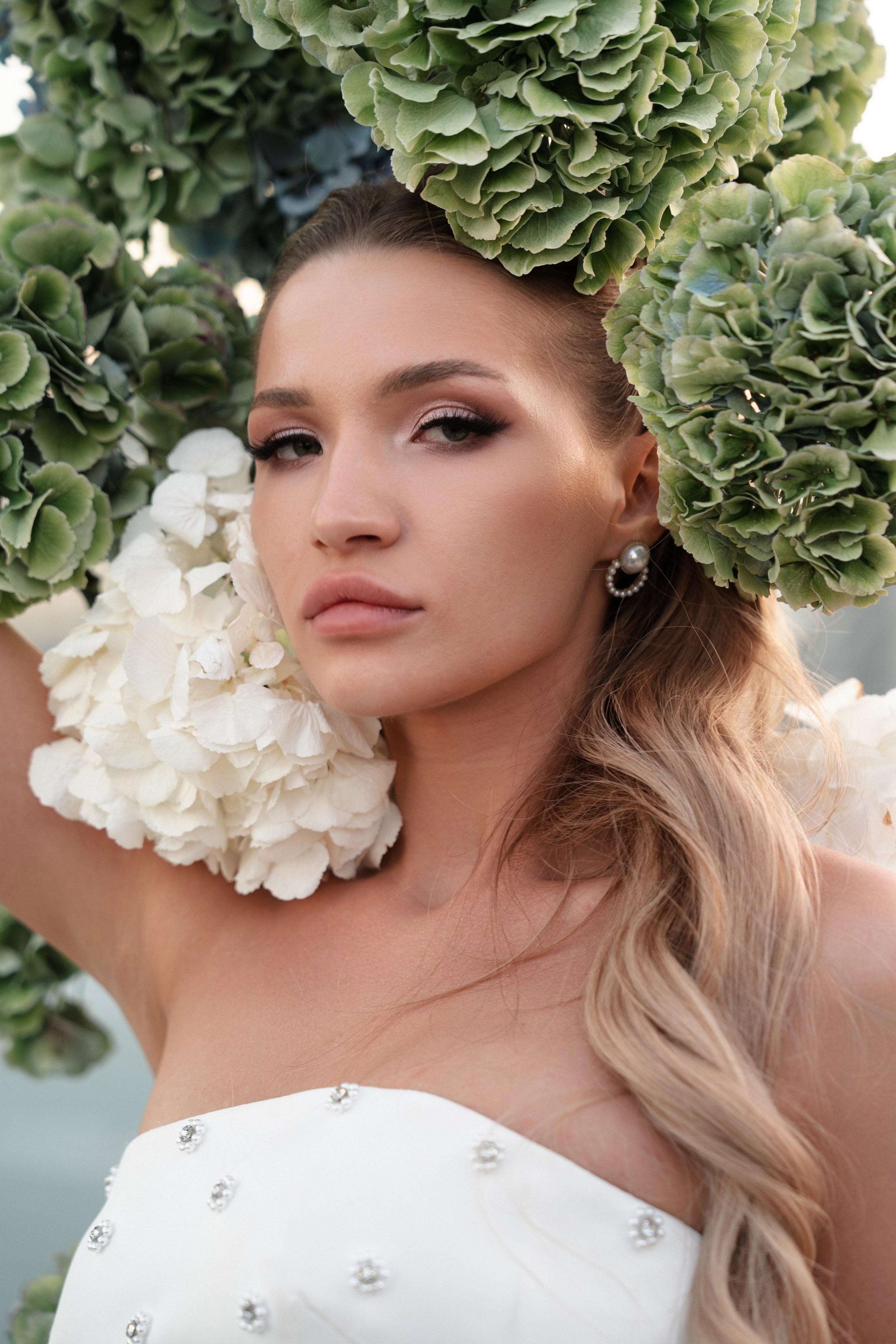 Виктория & Роман. Камерная городская свадьба в видовом ресторане в стиле современная классика. Свадебный фотограф организатор в Санкт-Петербурге Ассоль Опарина