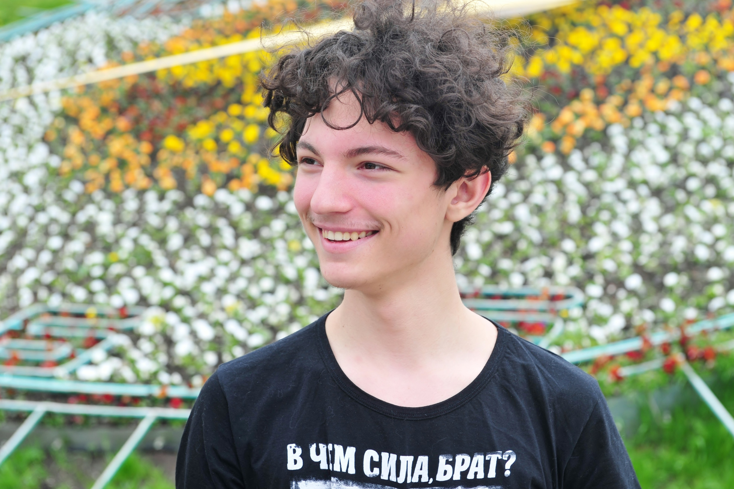 Последний Звонок на Поклонной Горе (уличная фотосессия 9-классников). Свадебный и семейный фотограф в Москве Ирина Гончарова