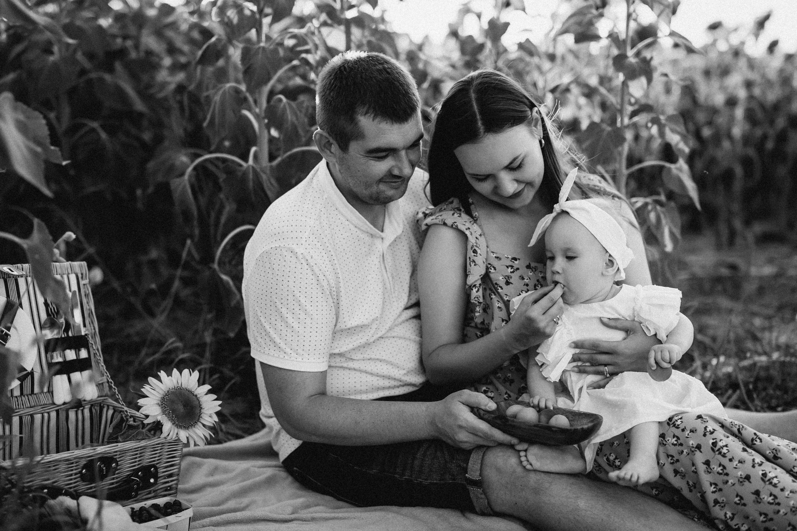 Наталья, Артем и Ксюша. Семейный фотограф Минск Усова Ольга