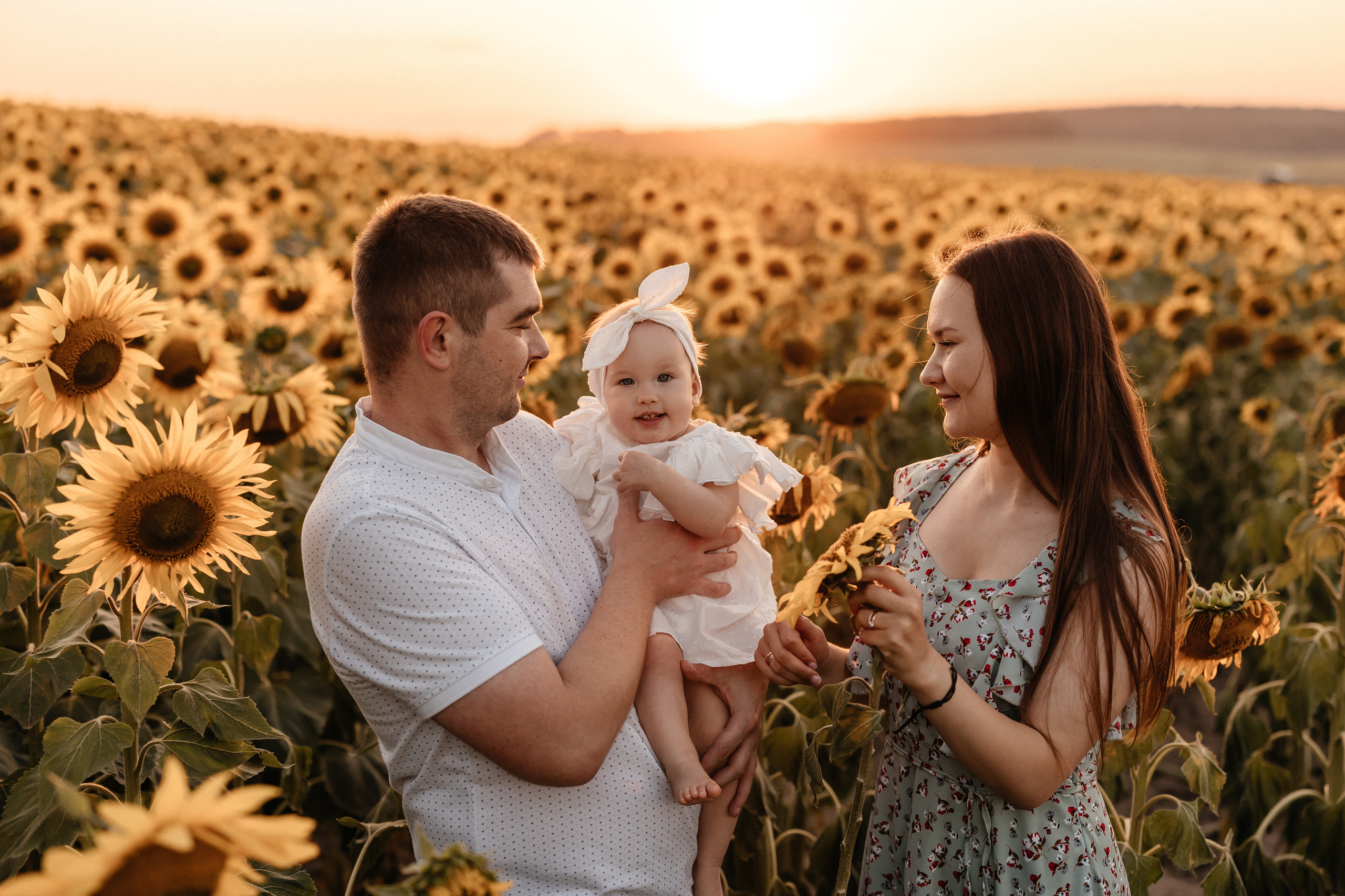 Наталья, Артем и Ксюша. Семейный фотограф Минск Усова Ольга
