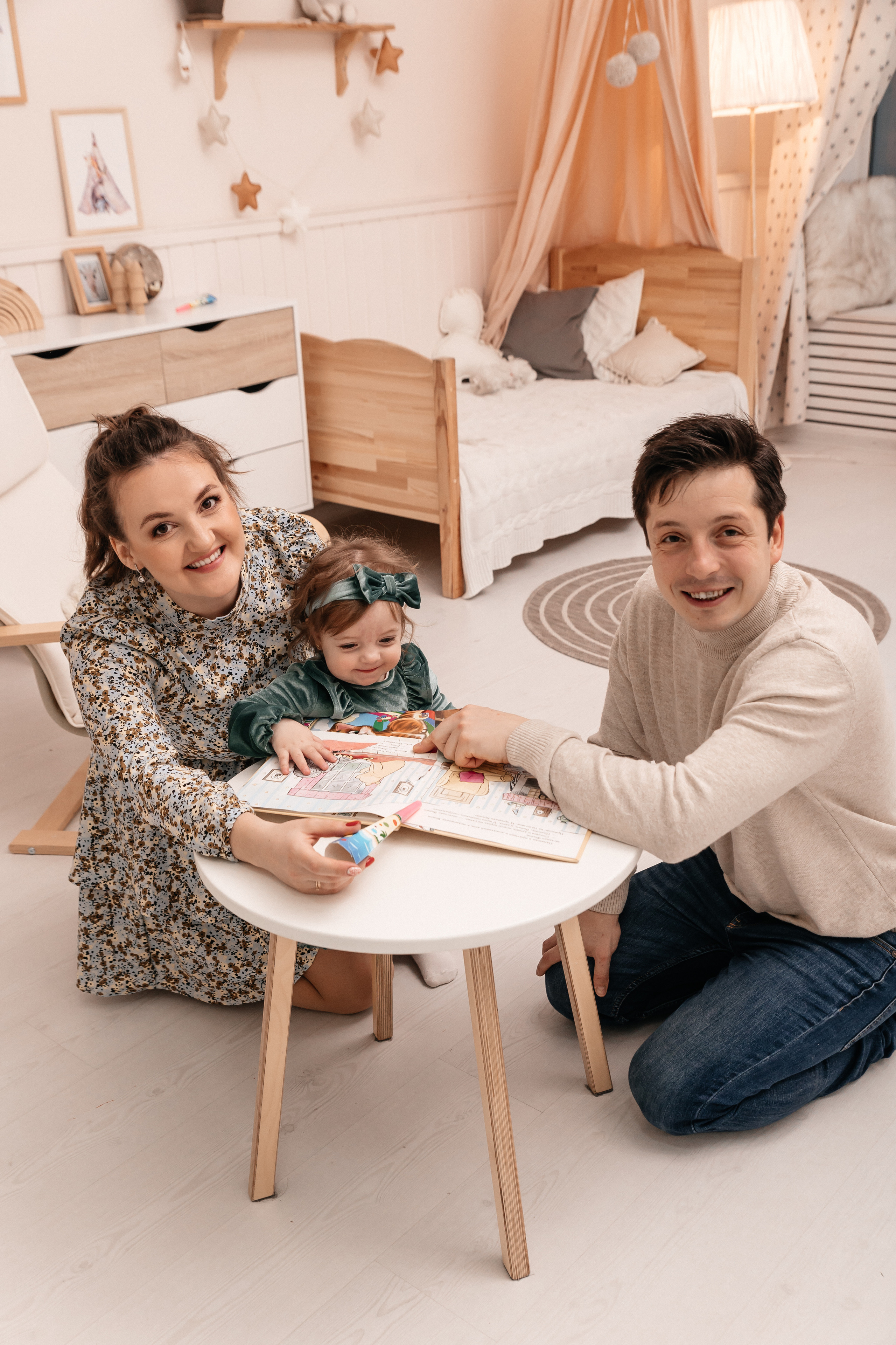 Элла, Андрей и Белла. Семейный фотограф Минск Усова Ольга