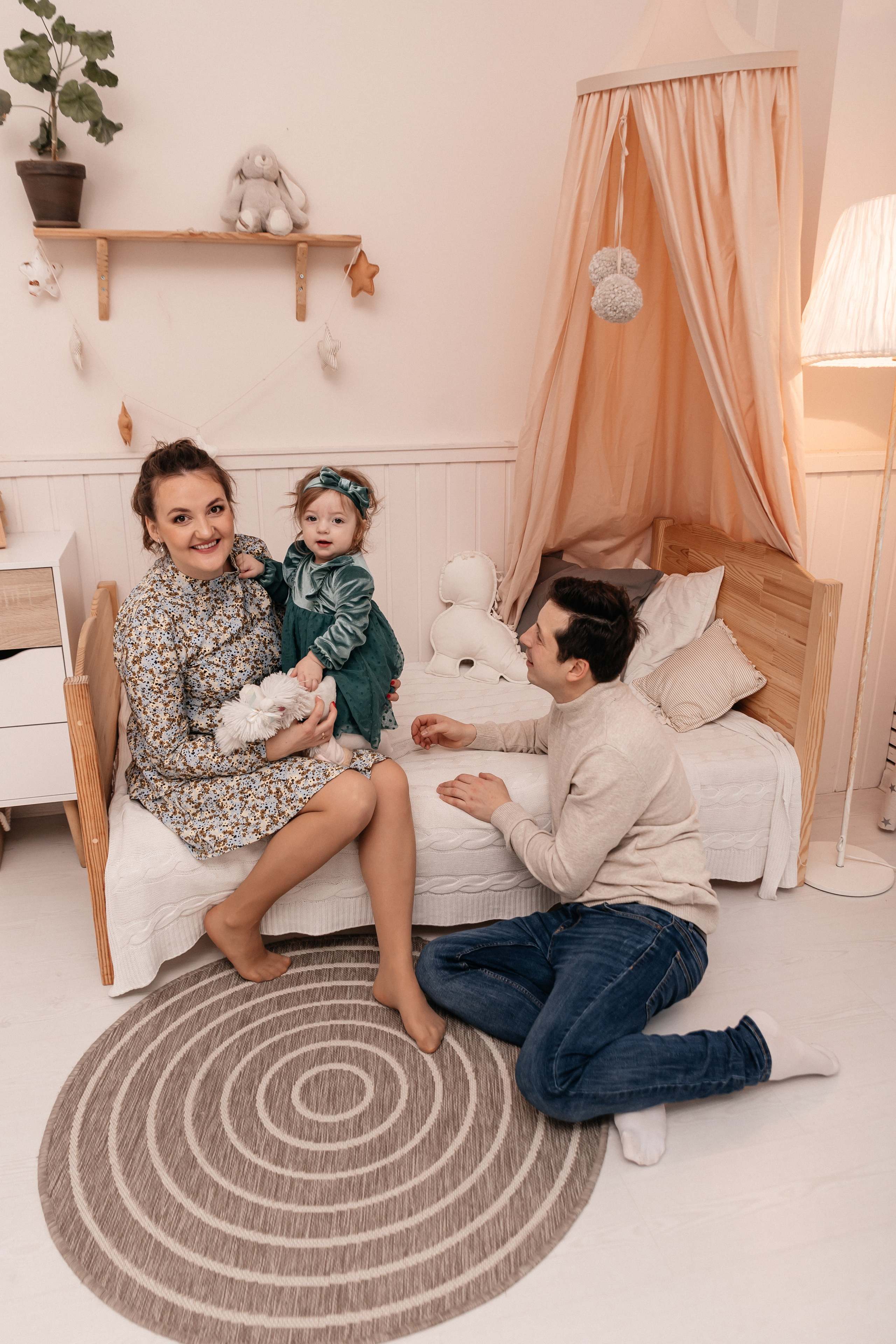 Элла, Андрей и Белла. Семейный фотограф Минск Усова Ольга