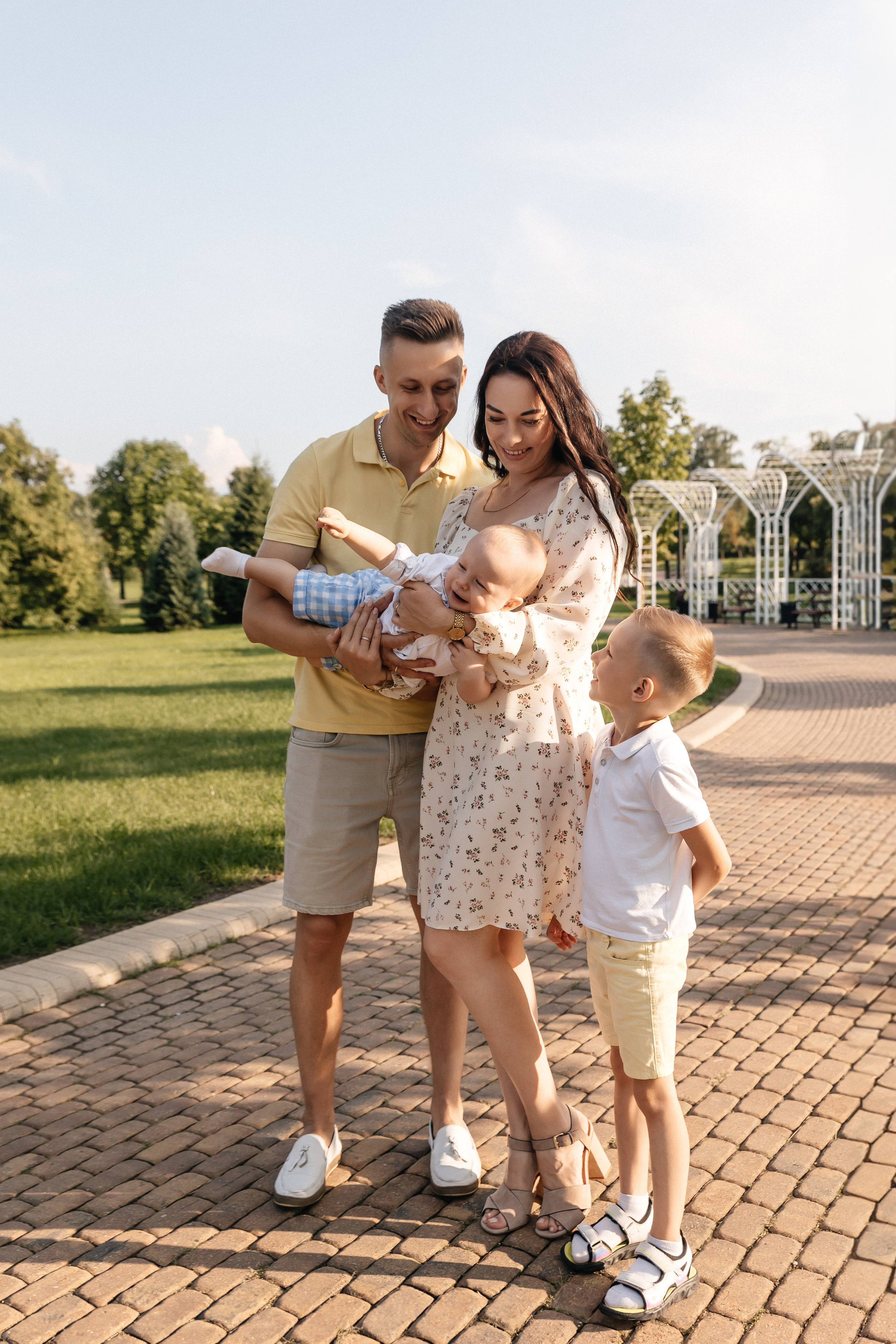 Алеся, Владимир, Рома и Никита. Семейный фотограф Минск Усова Ольга