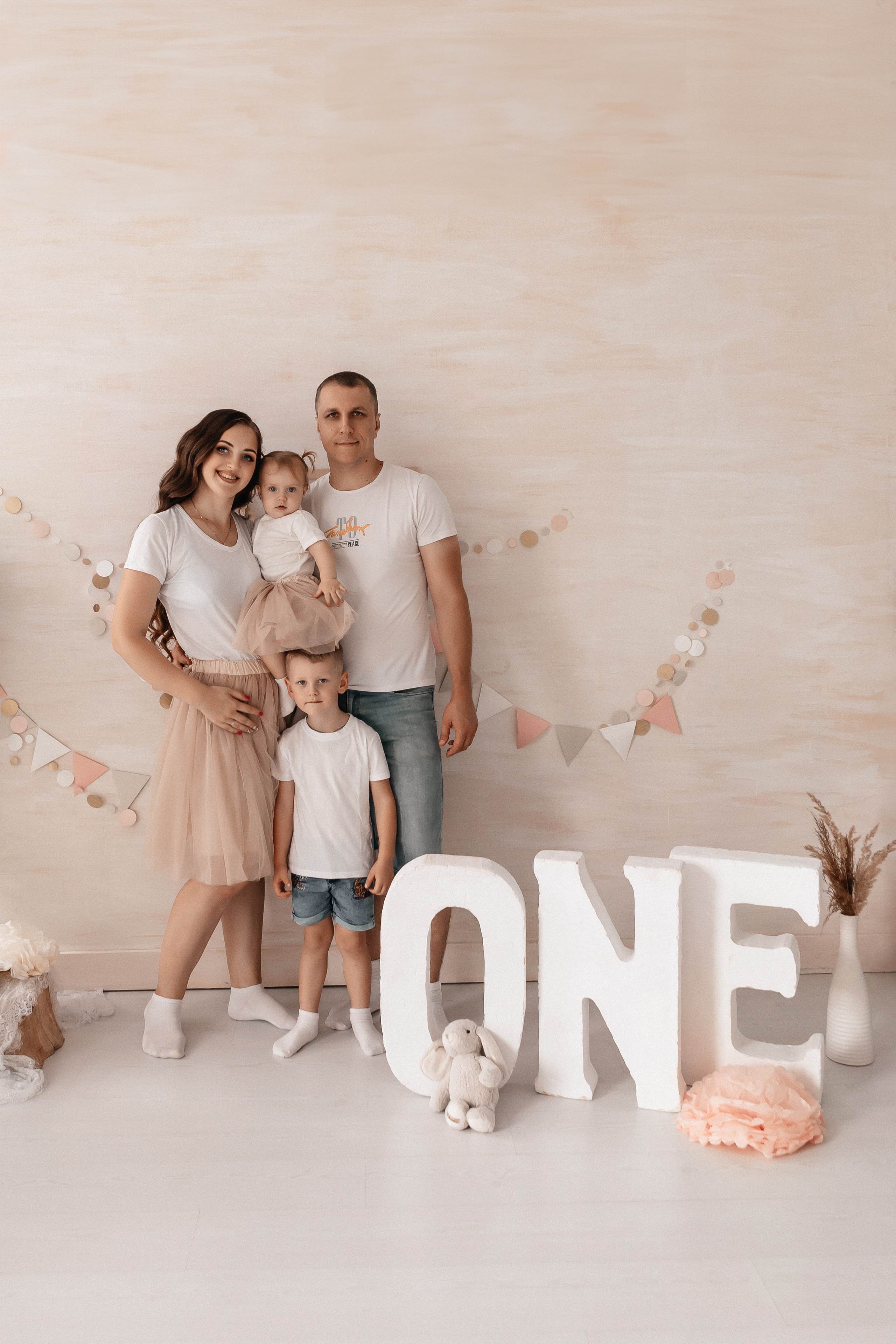 Анна, Дмитрий, Максим и Кира. Семейный фотограф Минск Усова Ольга