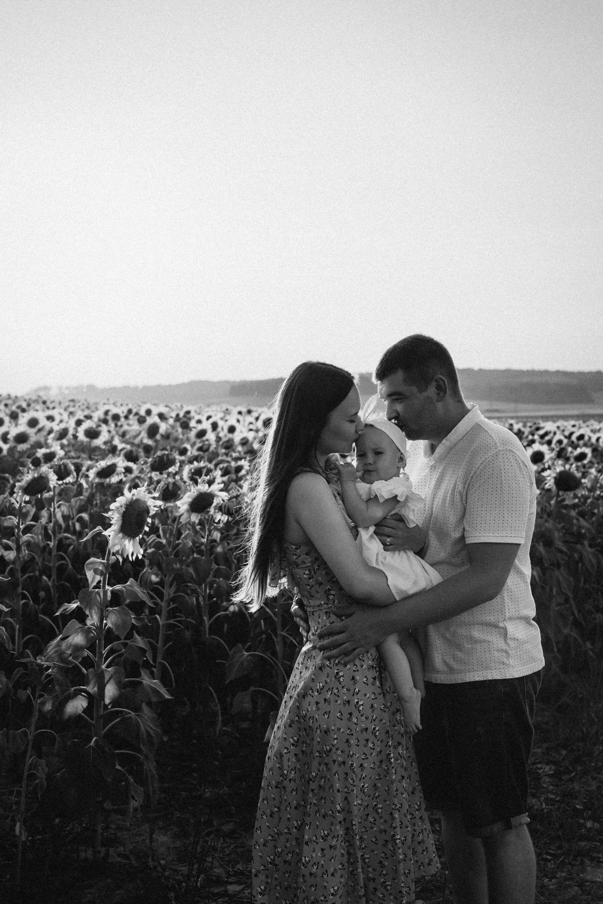 Наталья, Артем и Ксюша. Семейный фотограф Минск Усова Ольга