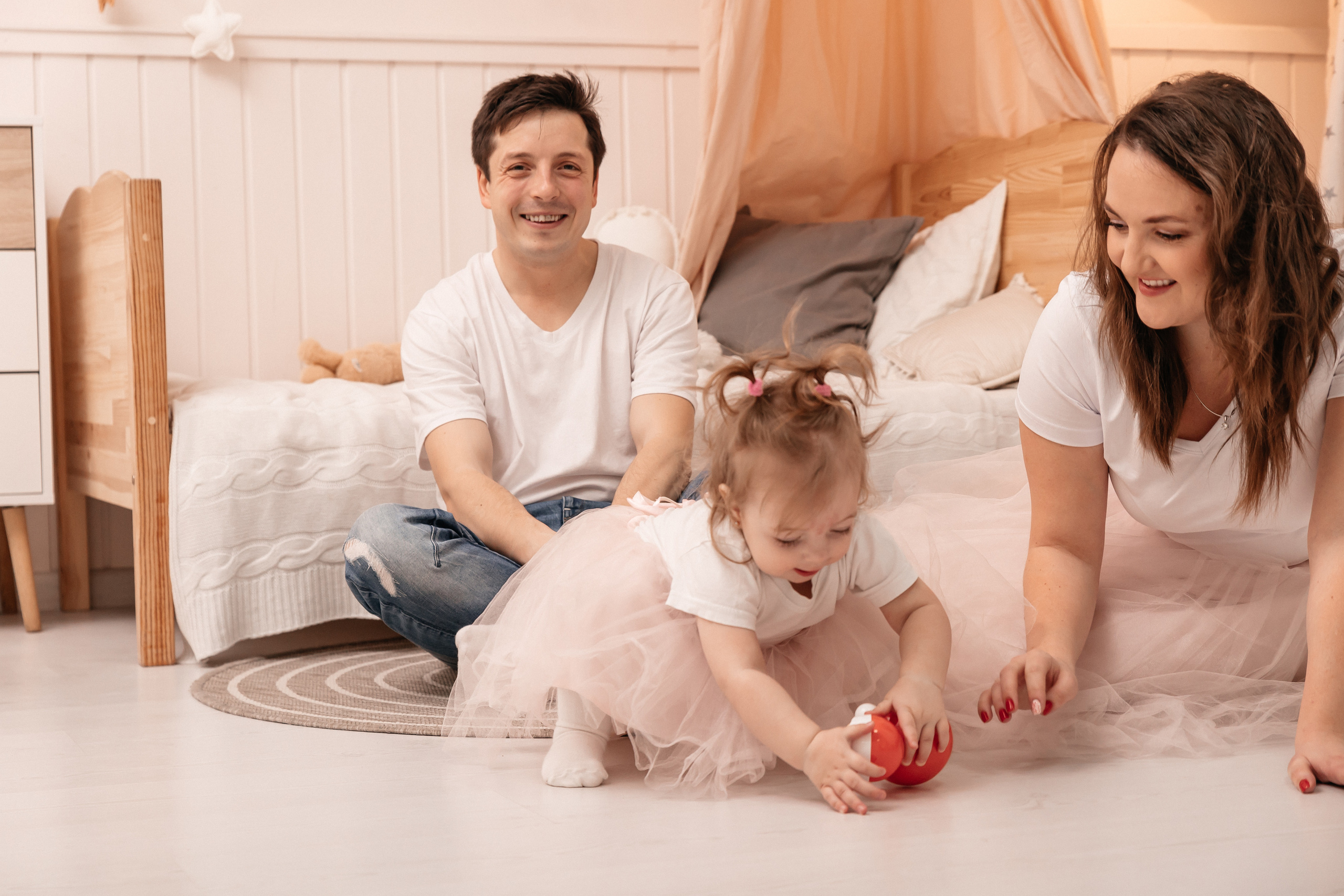 Элла, Андрей и Белла. Семейный фотограф Минск Усова Ольга