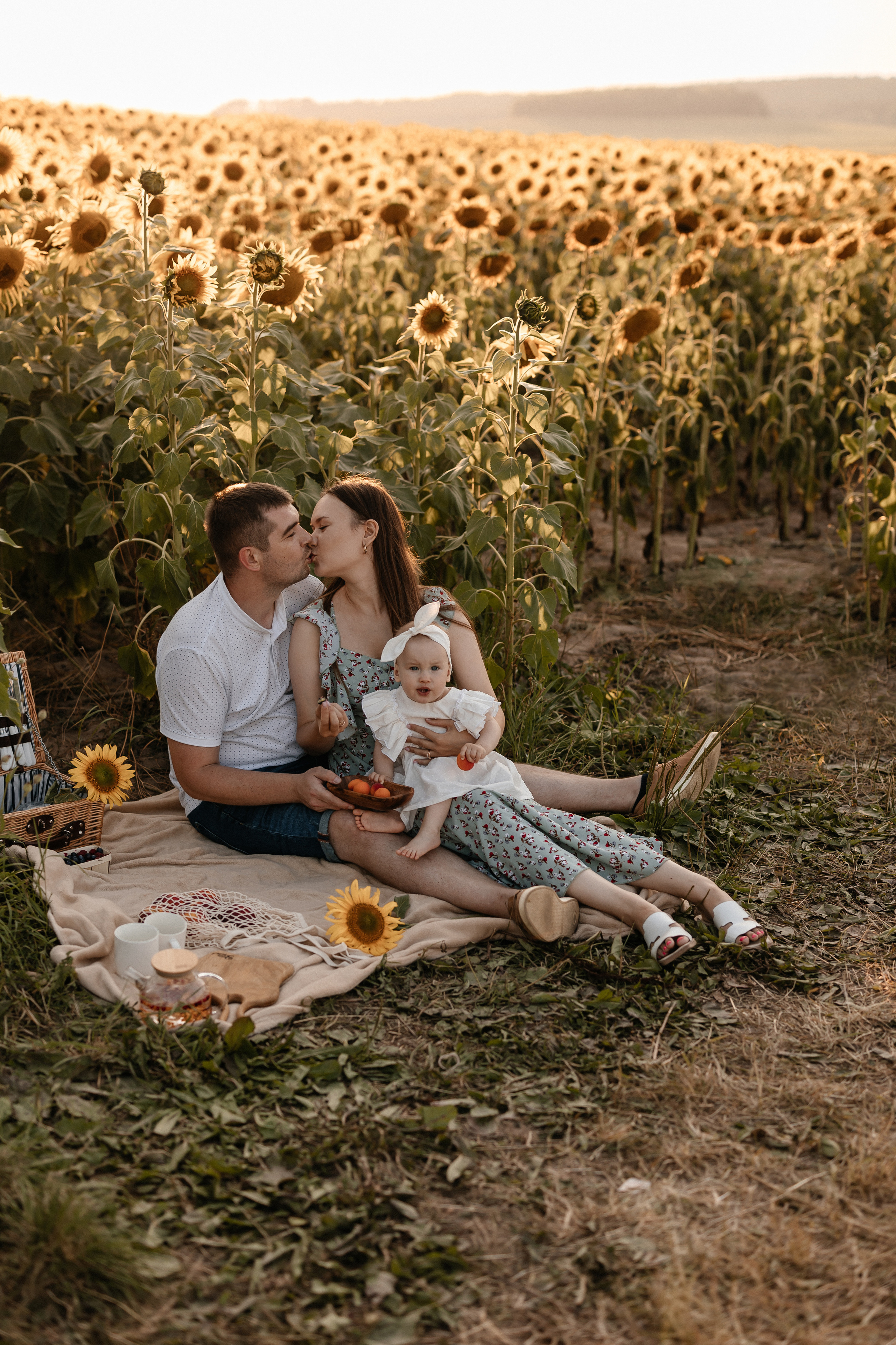 Наталья, Артем и Ксюша. Семейный фотограф Минск Усова Ольга