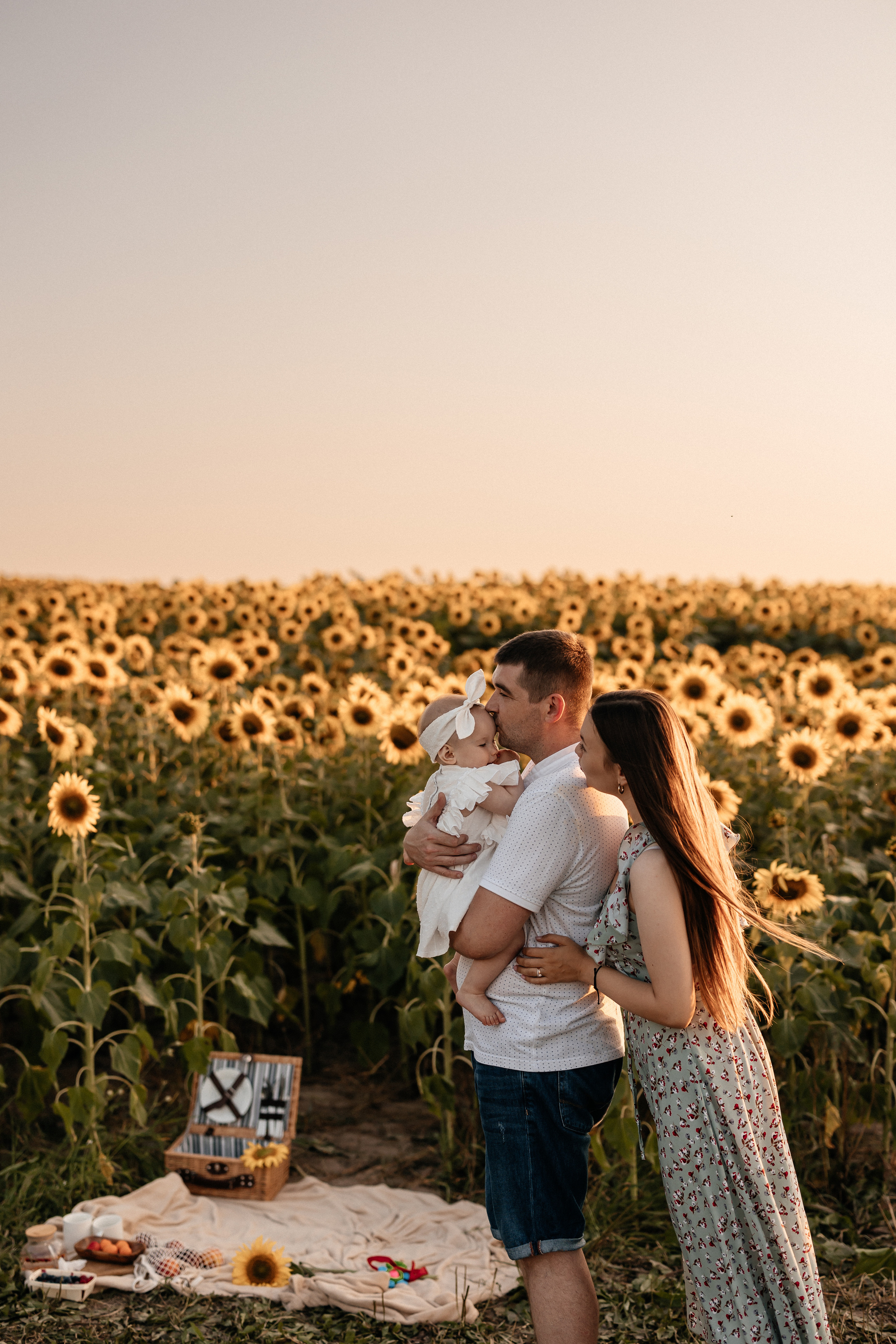 Наталья, Артем и Ксюша. Семейный фотограф Минск Усова Ольга