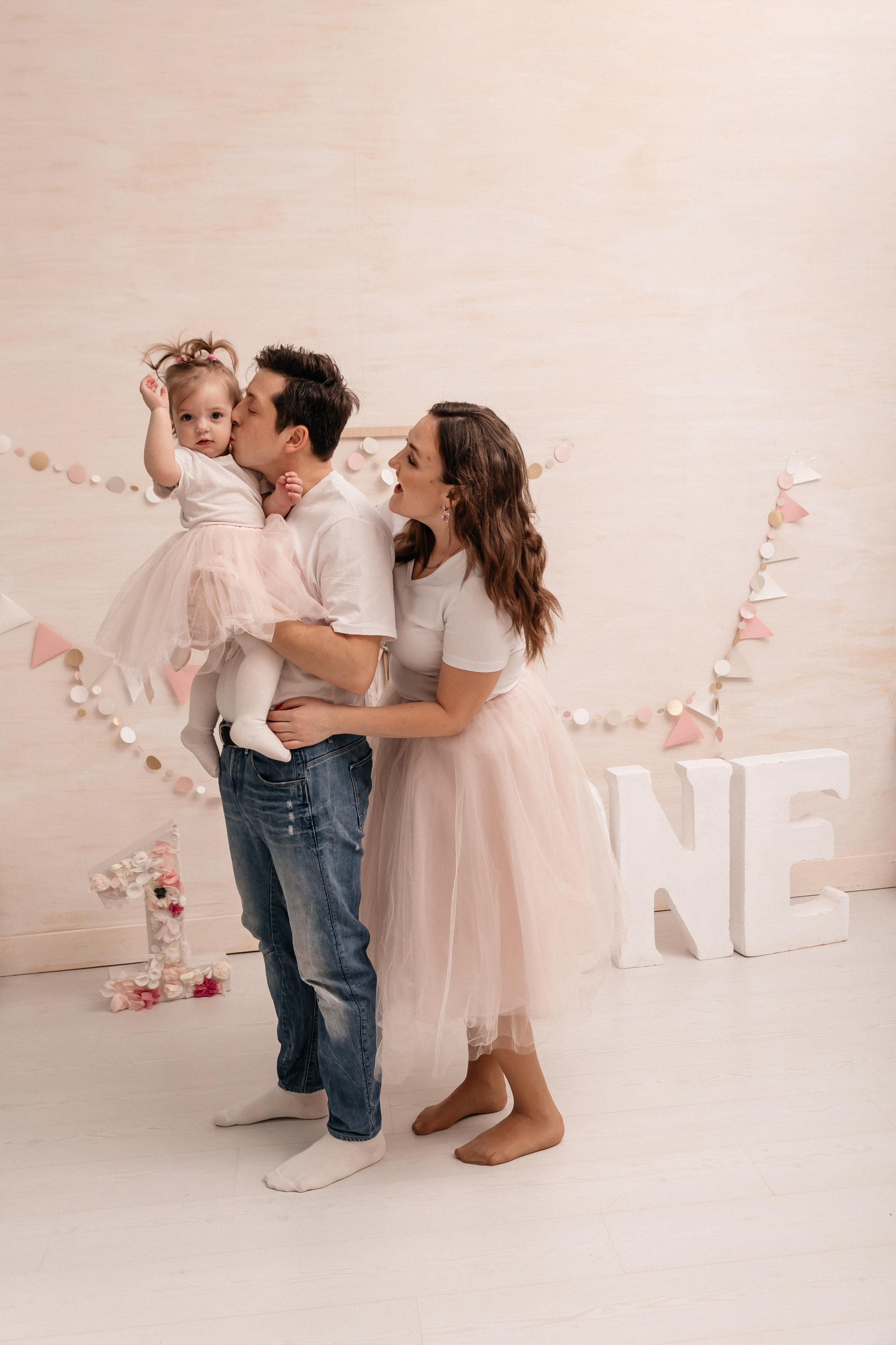 Элла, Андрей и Белла. Семейный фотограф Минск Усова Ольга