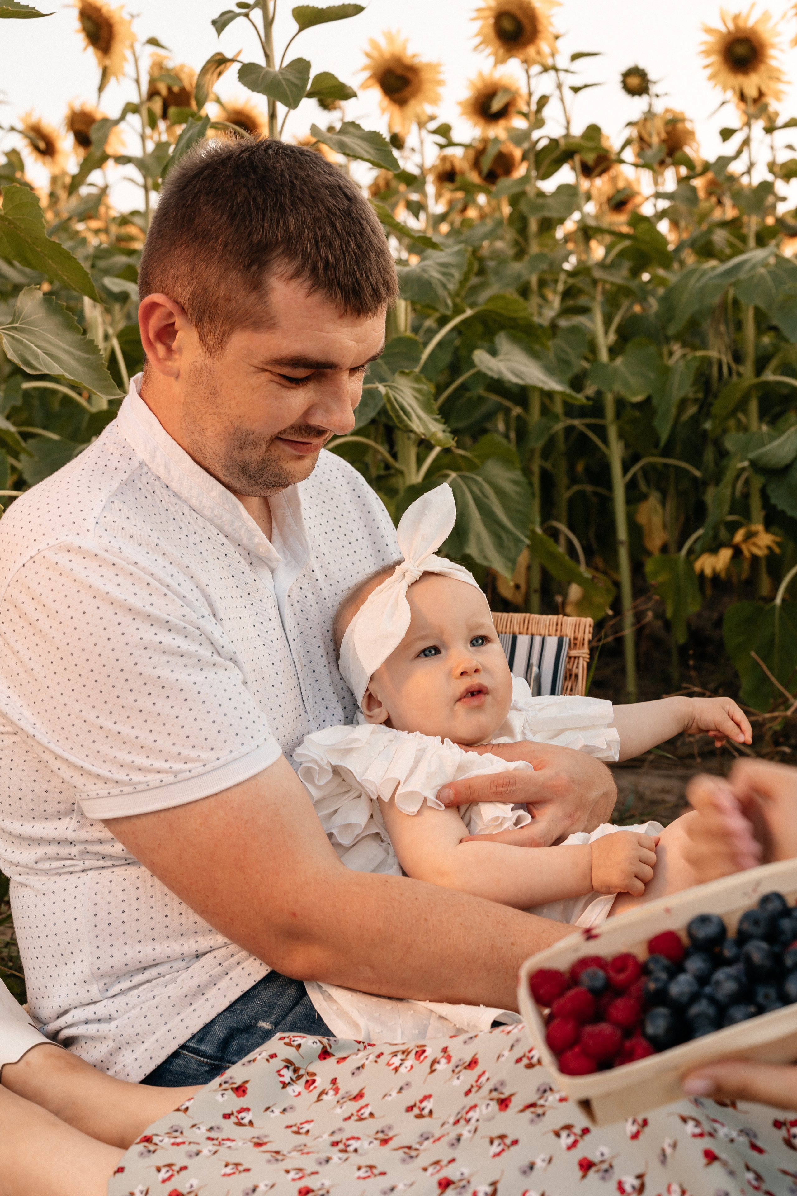 Наталья, Артем и Ксюша. Семейный фотограф Минск Усова Ольга