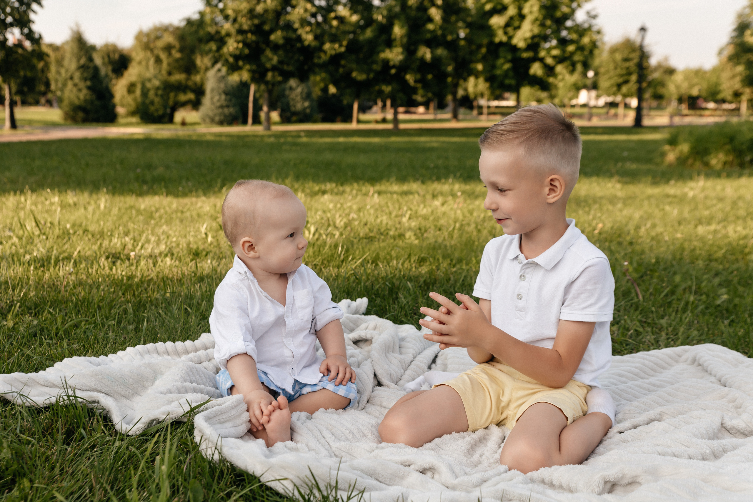 Алеся, Владимир, Рома и Никита. Семейный фотограф Минск Усова Ольга