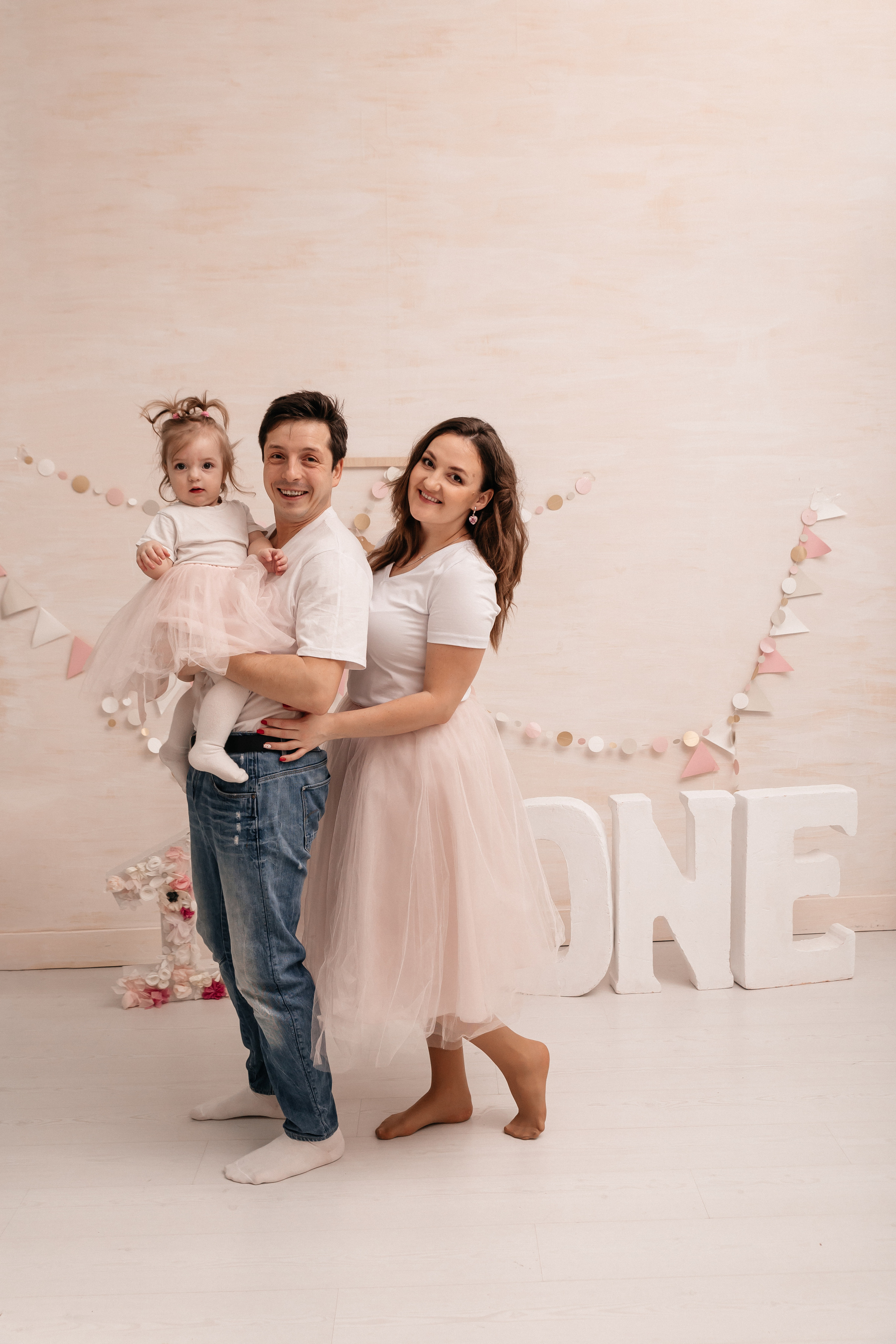 Элла, Андрей и Белла. Семейный фотограф Минск Усова Ольга