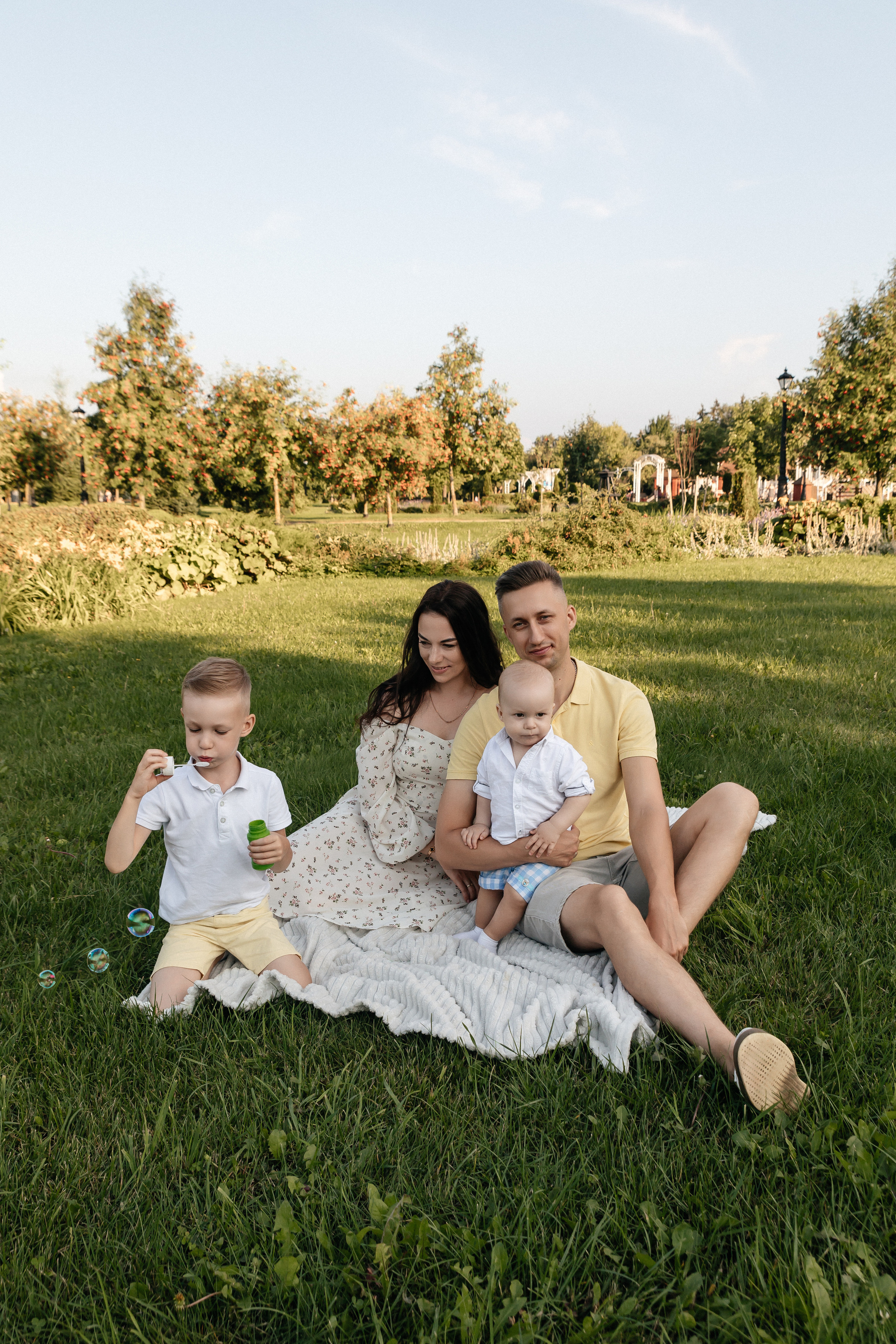 Алеся, Владимир, Рома и Никита. Семейный фотограф Минск Усова Ольга