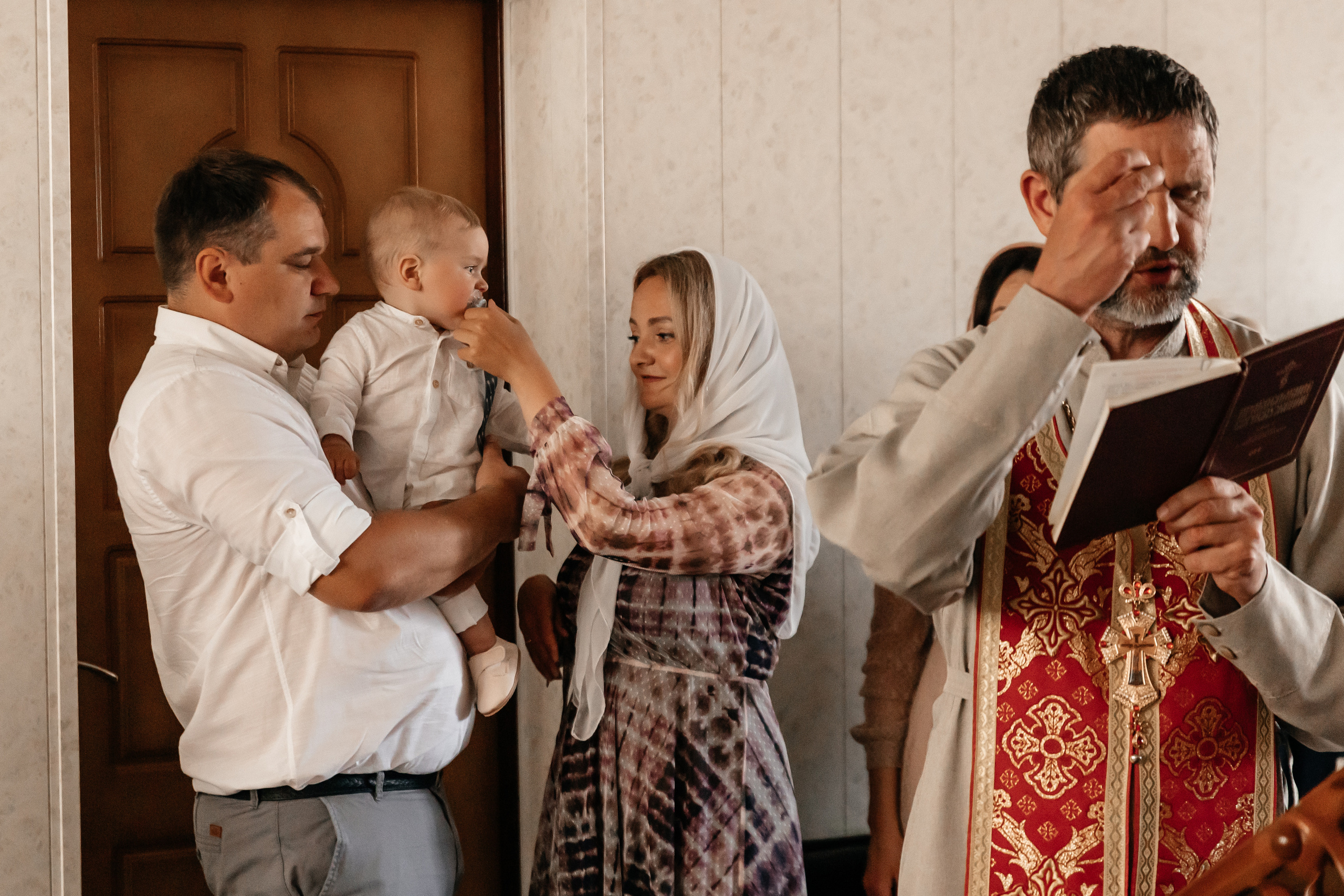 Крещение Никиты. Семейный фотограф Минск Усова Ольга