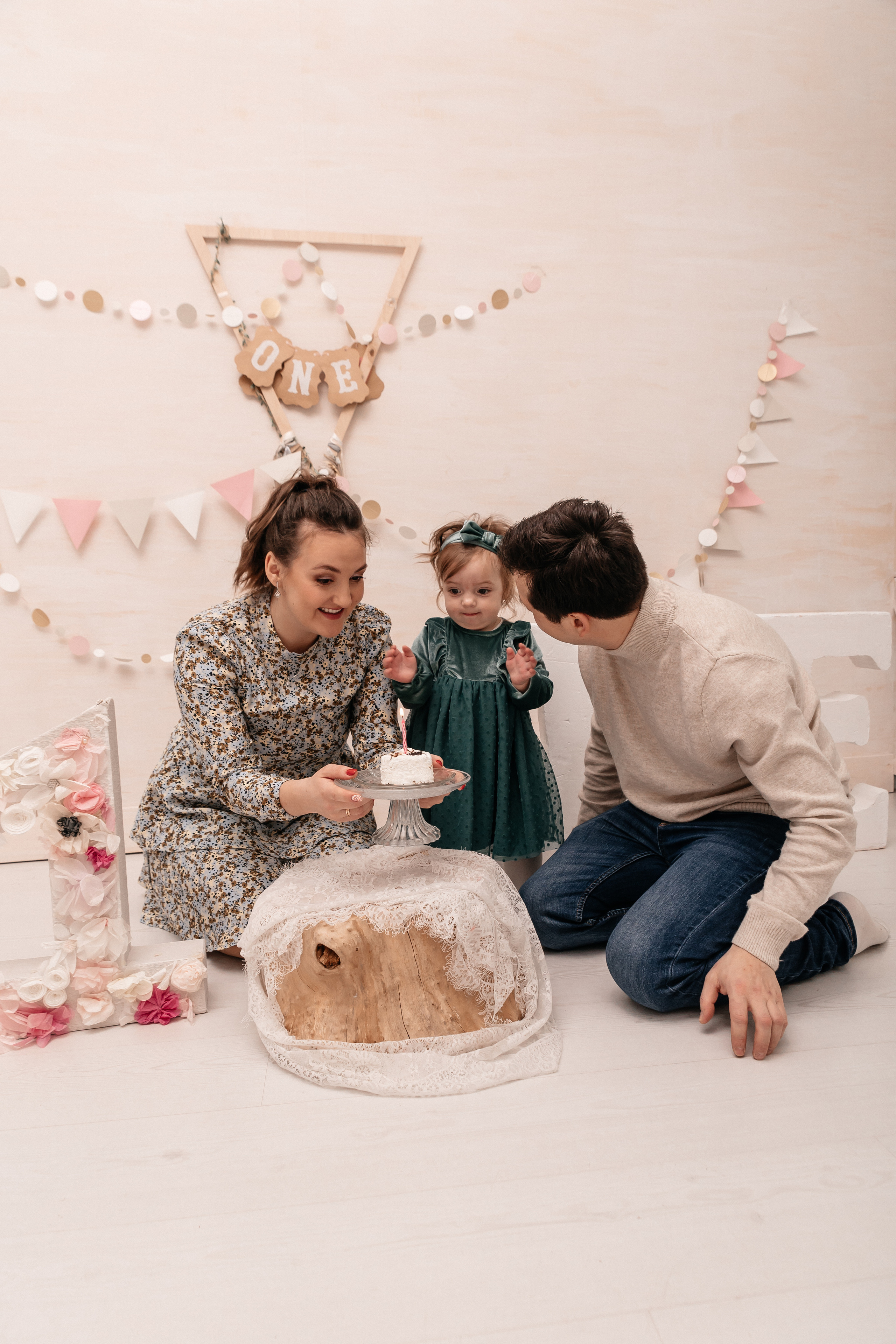 Элла, Андрей и Белла. Семейный фотограф Минск Усова Ольга