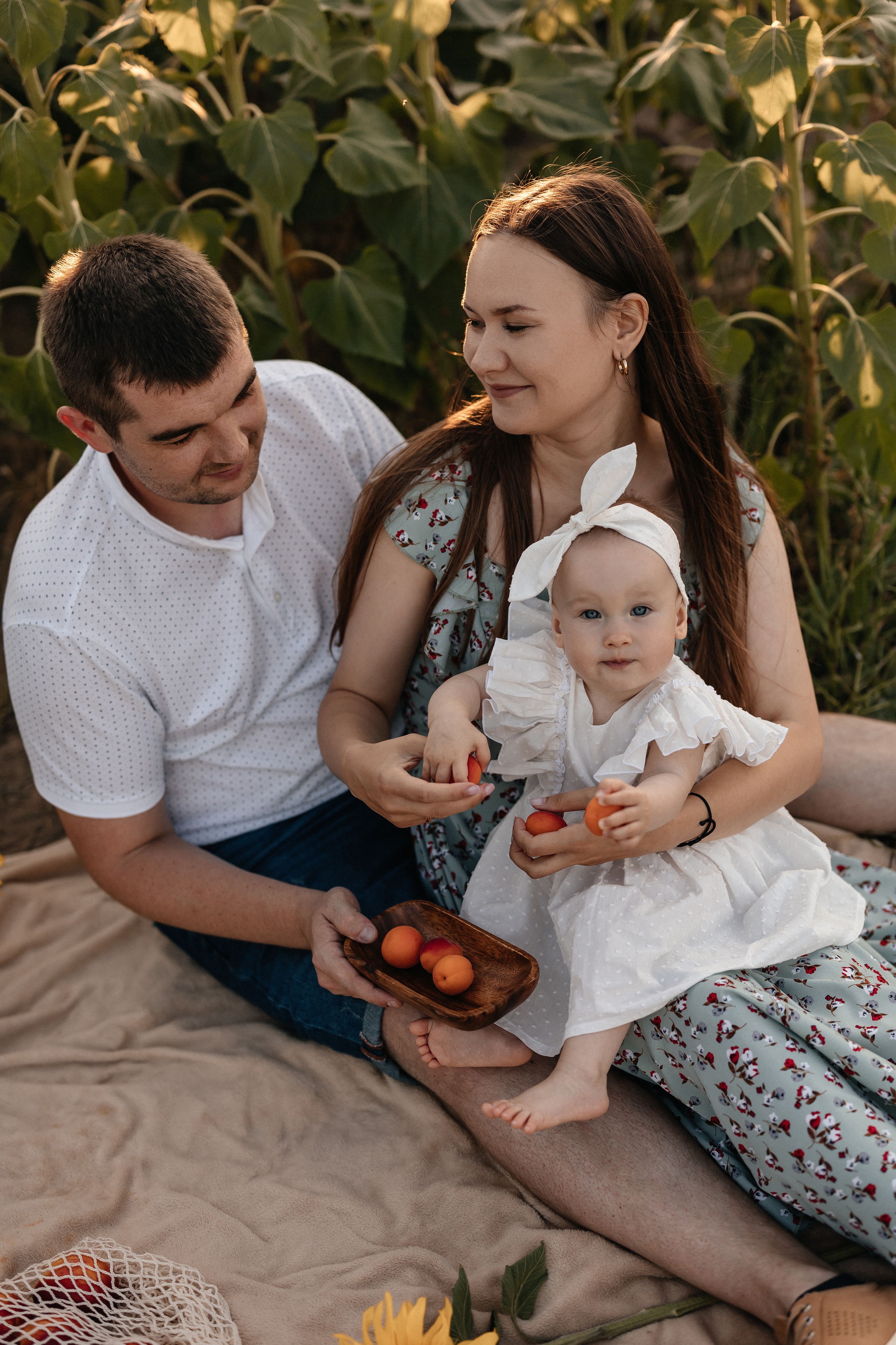 Наталья, Артем и Ксюша. Семейный фотограф Минск Усова Ольга