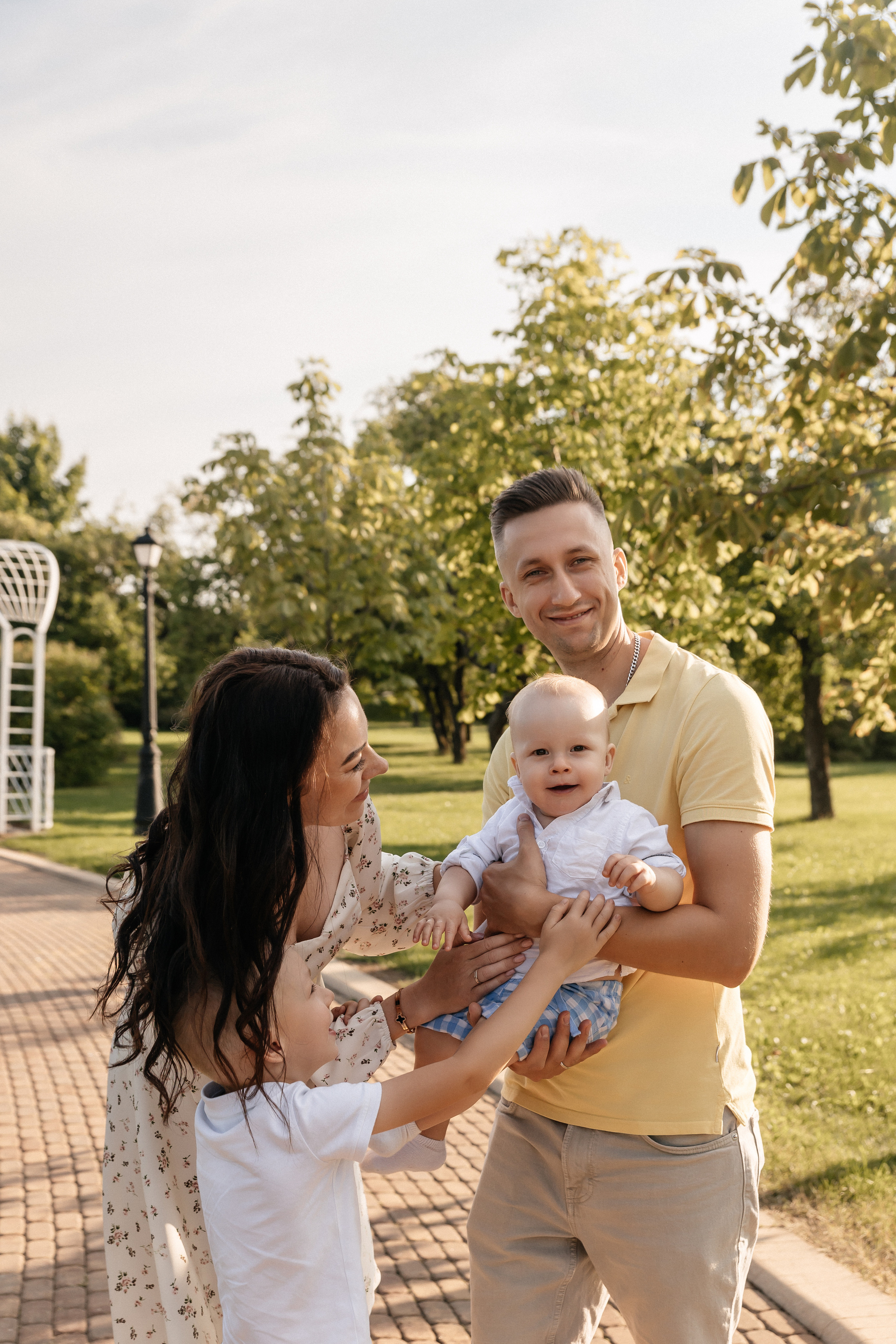 Алеся, Владимир, Рома и Никита. Семейный фотограф Минск Усова Ольга