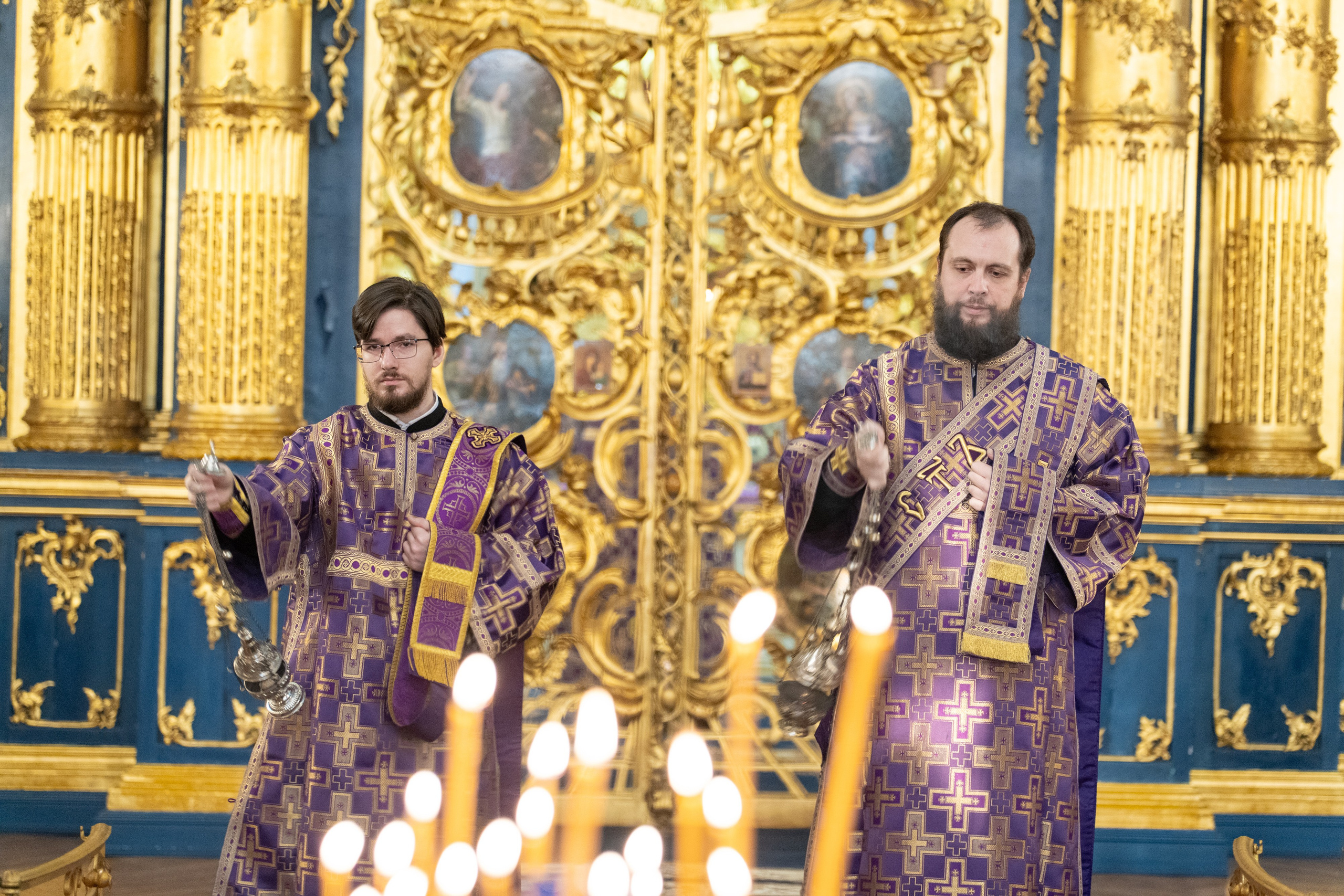 Воскресное бдение в канун Недели Крестопоклонной. НИКОЛО-БОГОЯВЛЕНСКИЙ МОРСКОЙ СОБОР