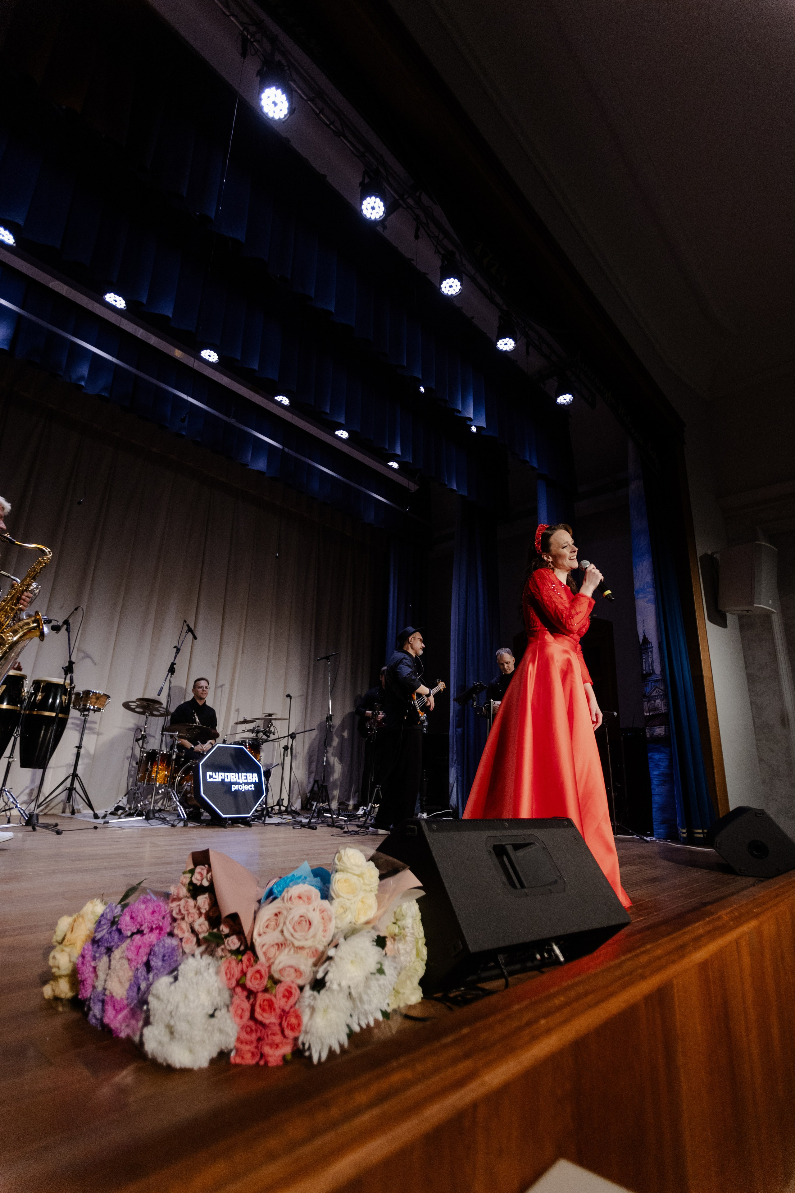 Сольный концерт 4.10. СУРОВЦЕВА project. Эстрадно-народный кавер-бэнд