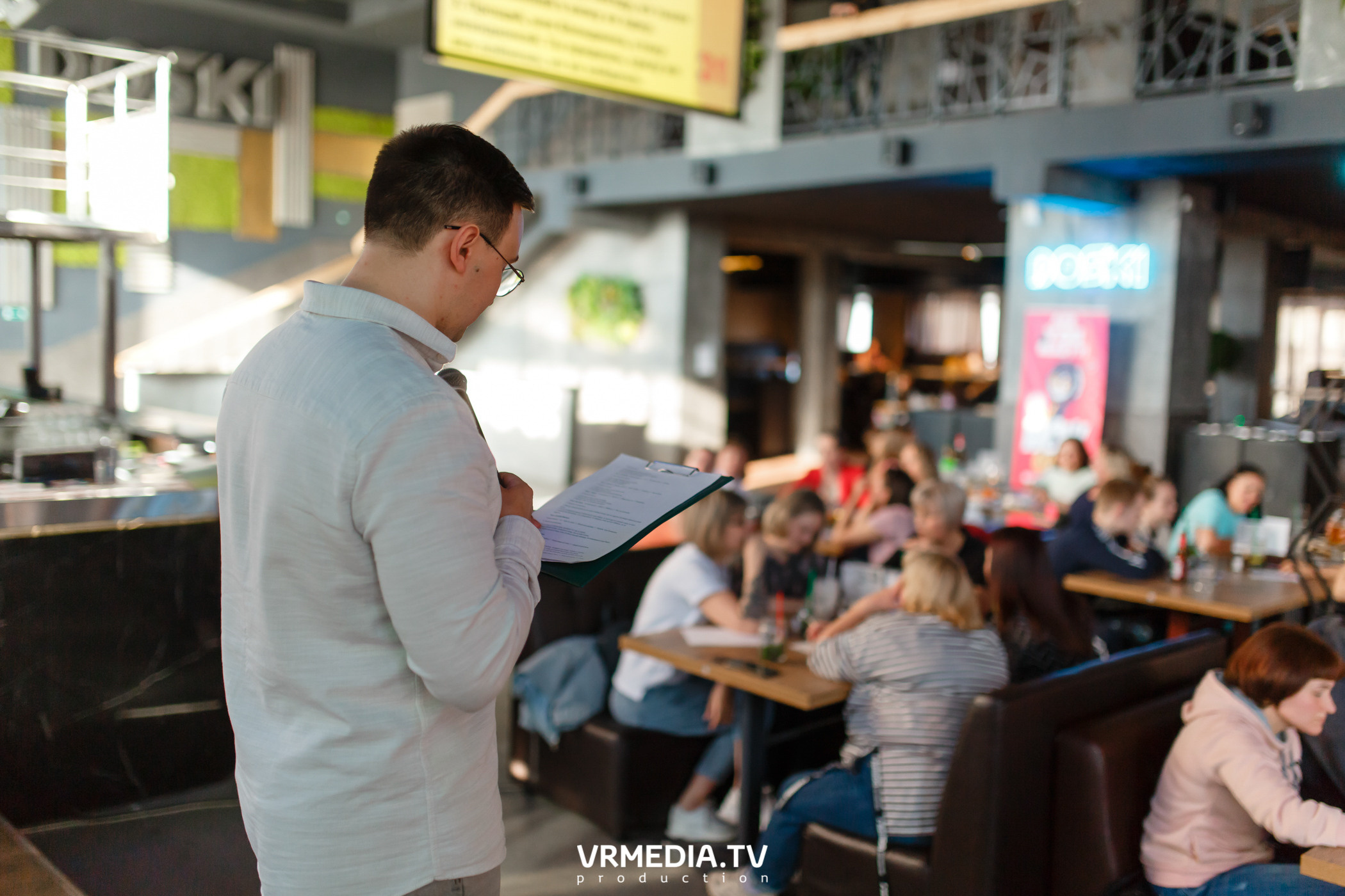 WOW QUIZ в баре «DOSKI»