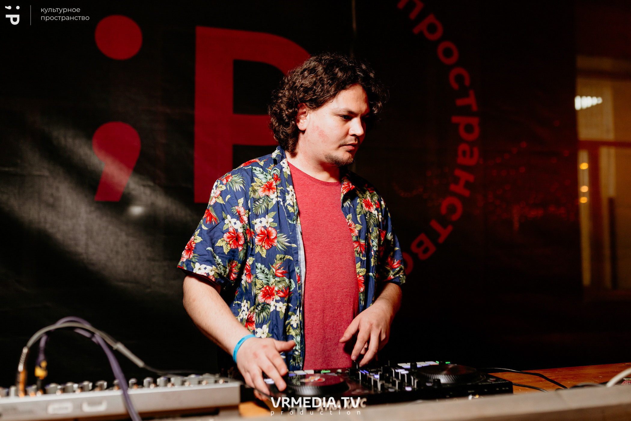 #Редакция_Лето: Time 92 в культурном пространстве «Редакция»