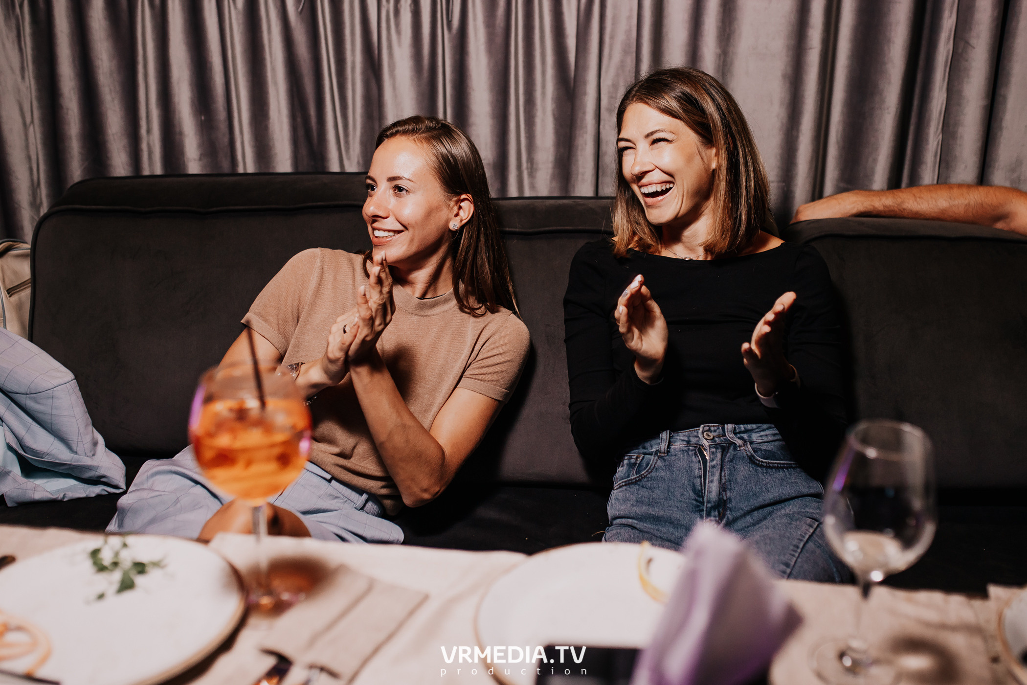 Русский рок в караоке-баре «Volna»