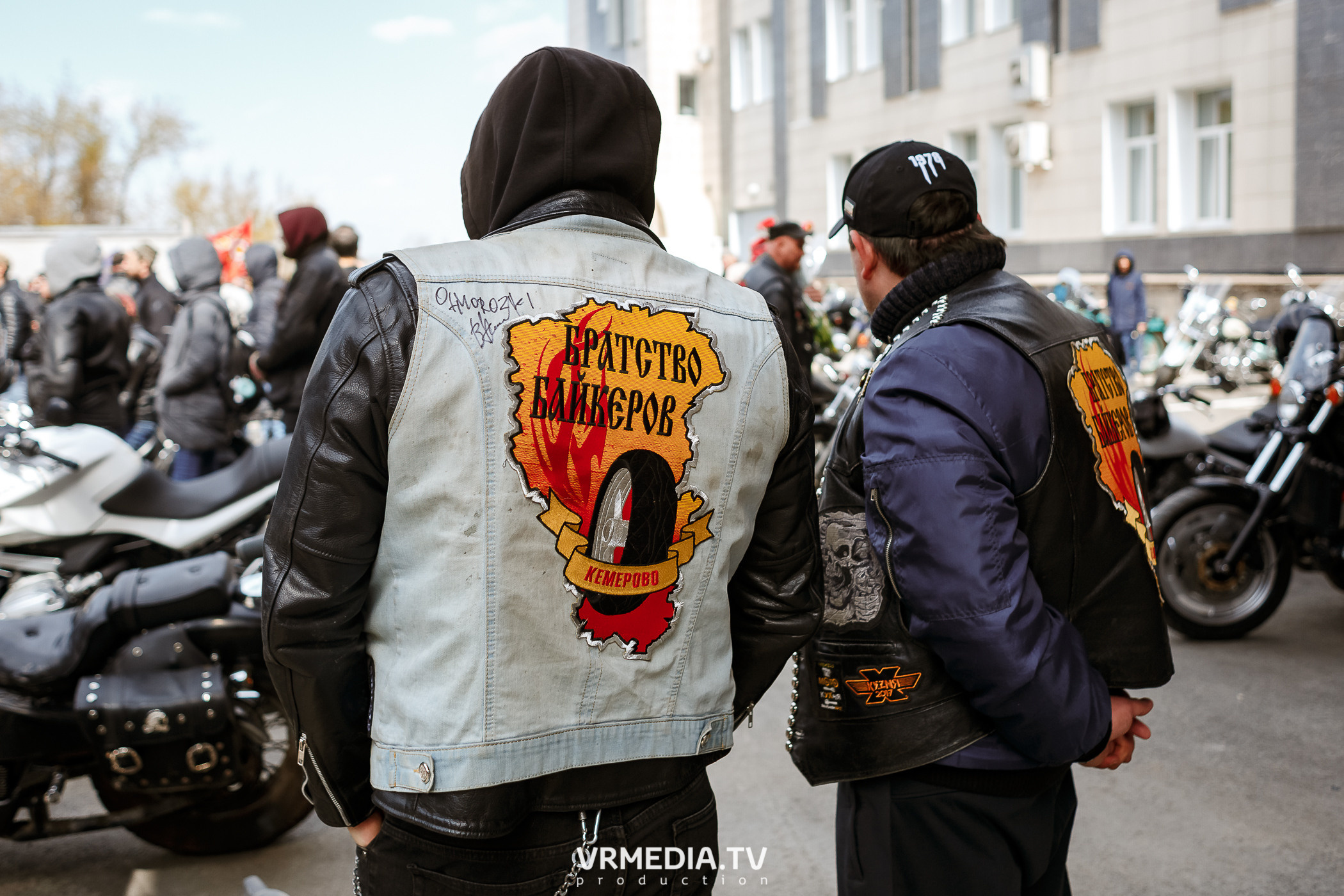 Открытие кемеровского мотосезона в культурном пространстве «Редакция»