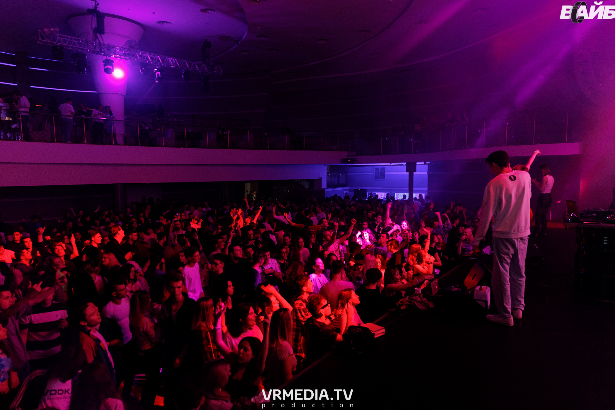 Молодость простит