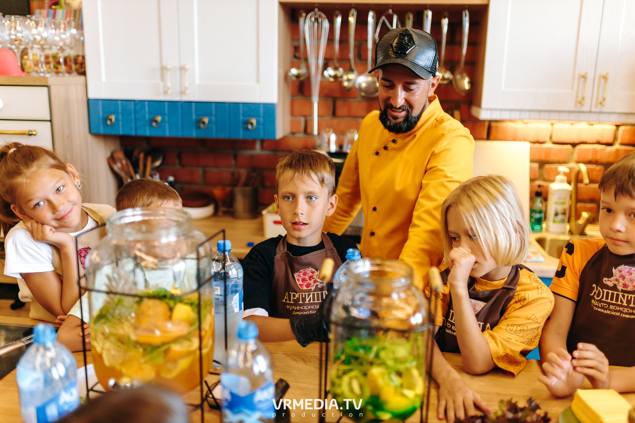 День рождения Артура Калайджяна в кулинарной студии «Артишок»