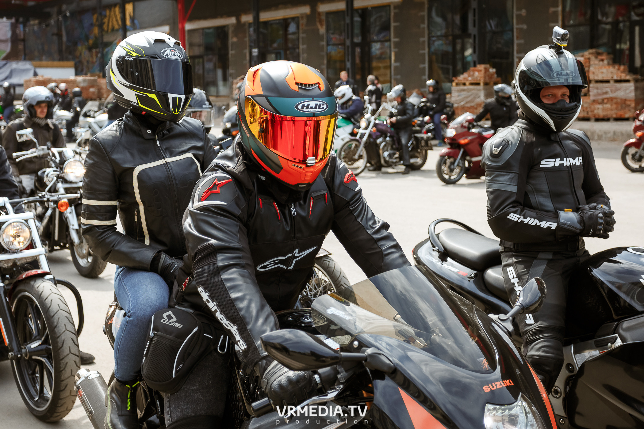 Открытие кемеровского мотосезона в культурном пространстве «Редакция»