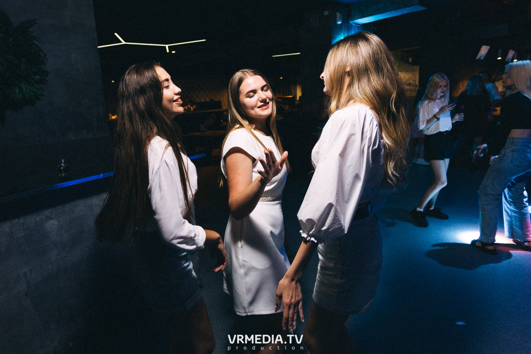 Bunny Hard в баре «DOSKI»