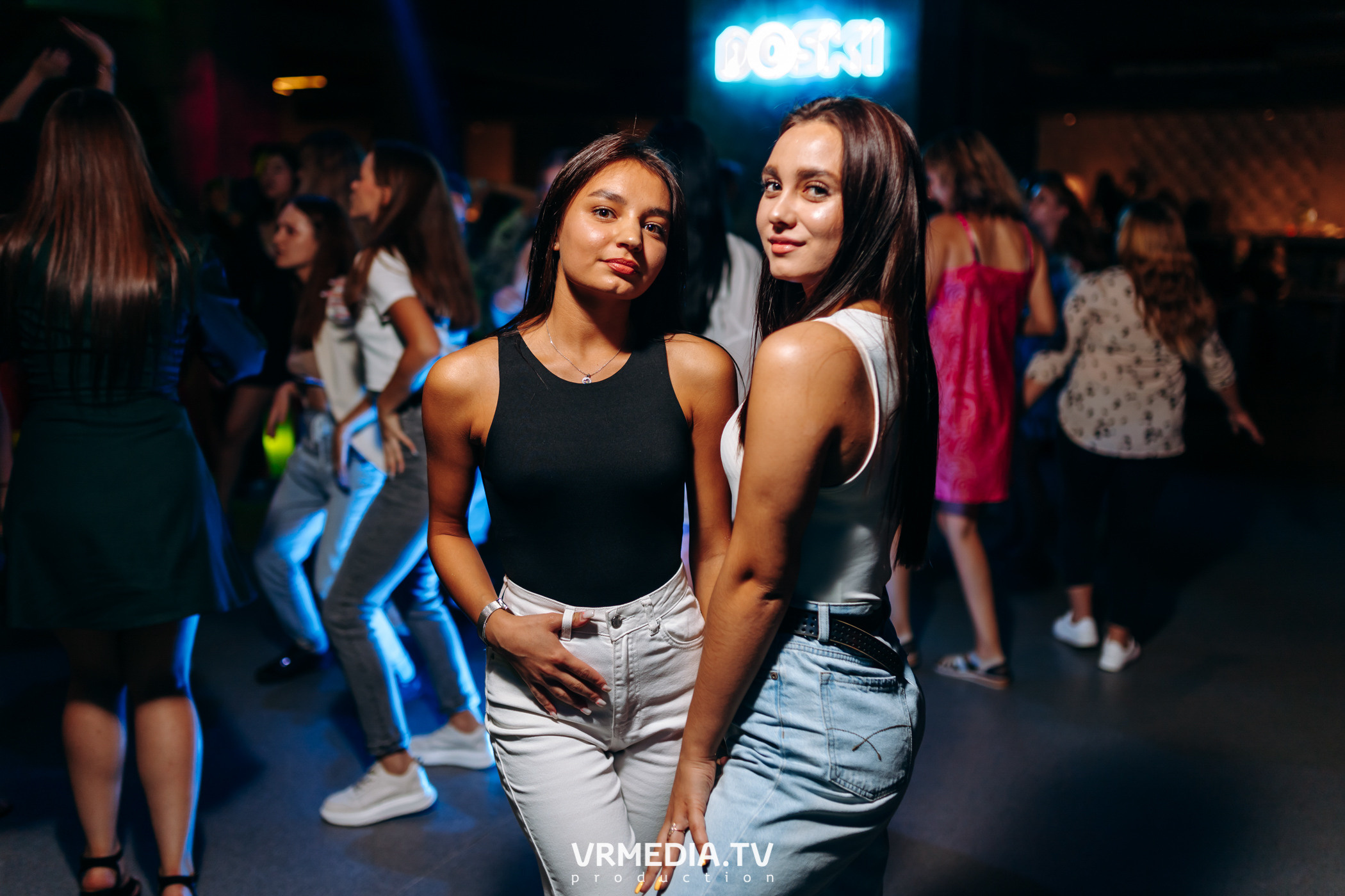 Выходные в баре «DOSKI»