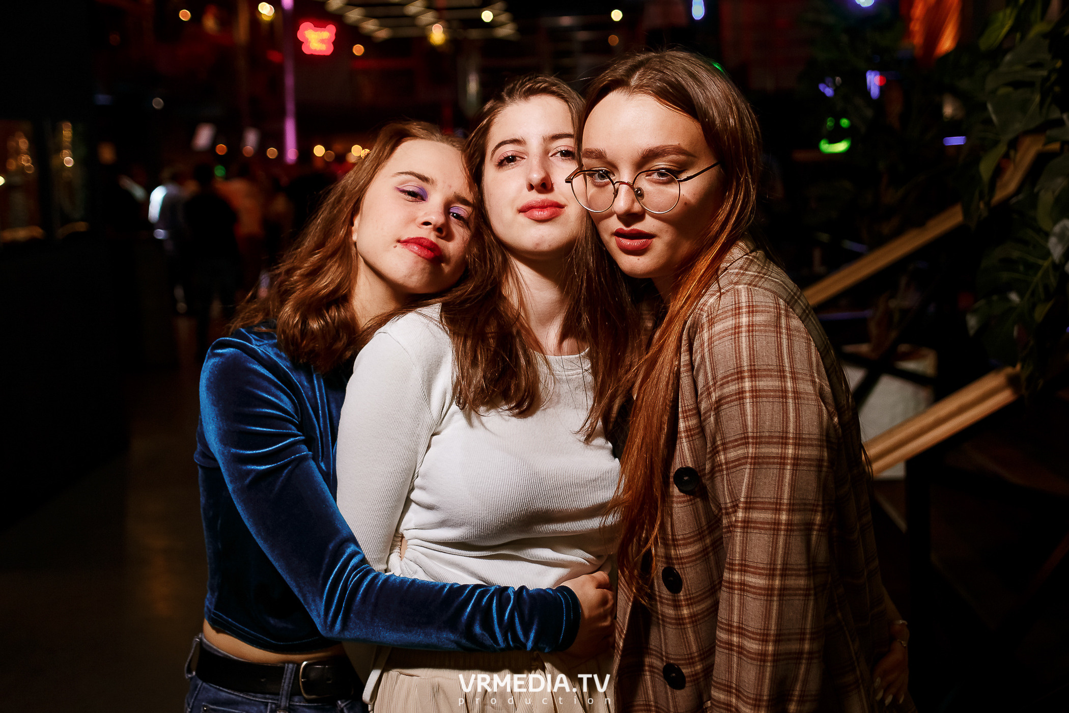 Выходные в баре «DOSKI»