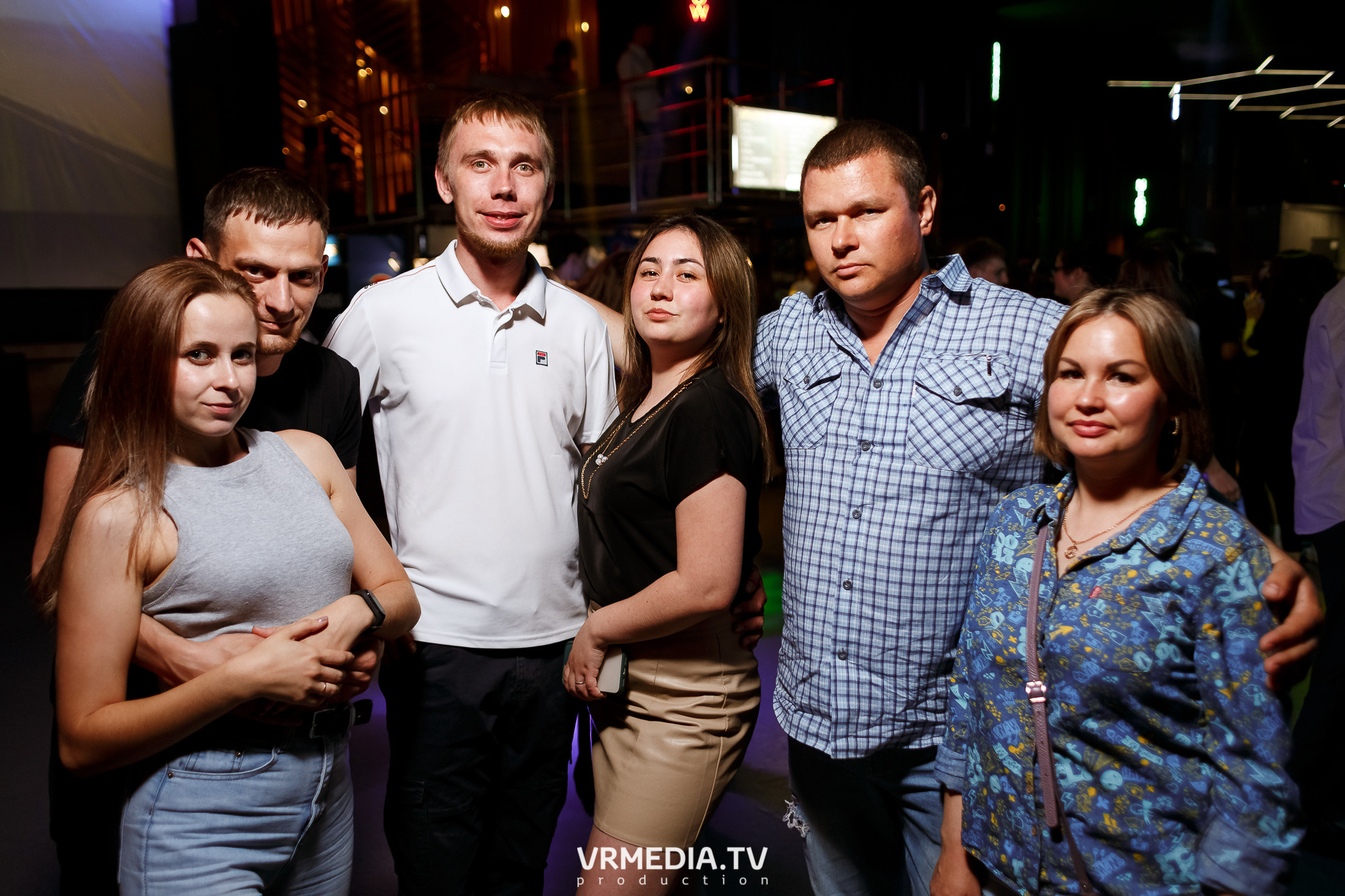 Выходные в баре «DOSKI»