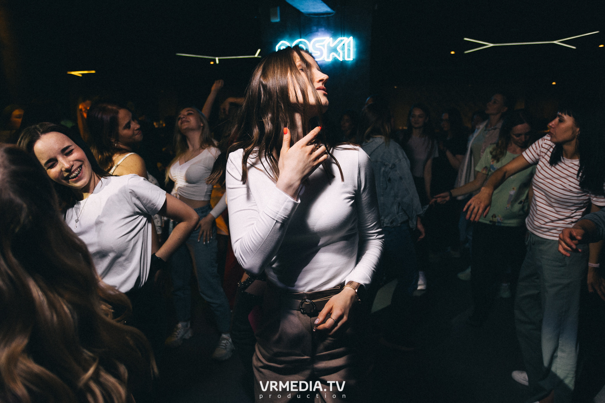 На чилле в баре «DOSKI»