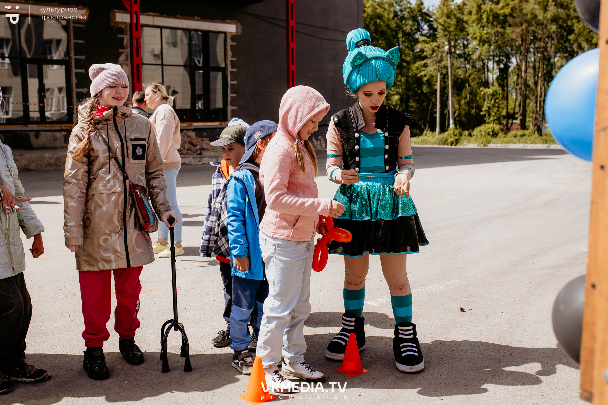 ВСТРЕЧАЙ ЛЕТО С DETISKAZKA42 в культурном пространстве «Редакция»