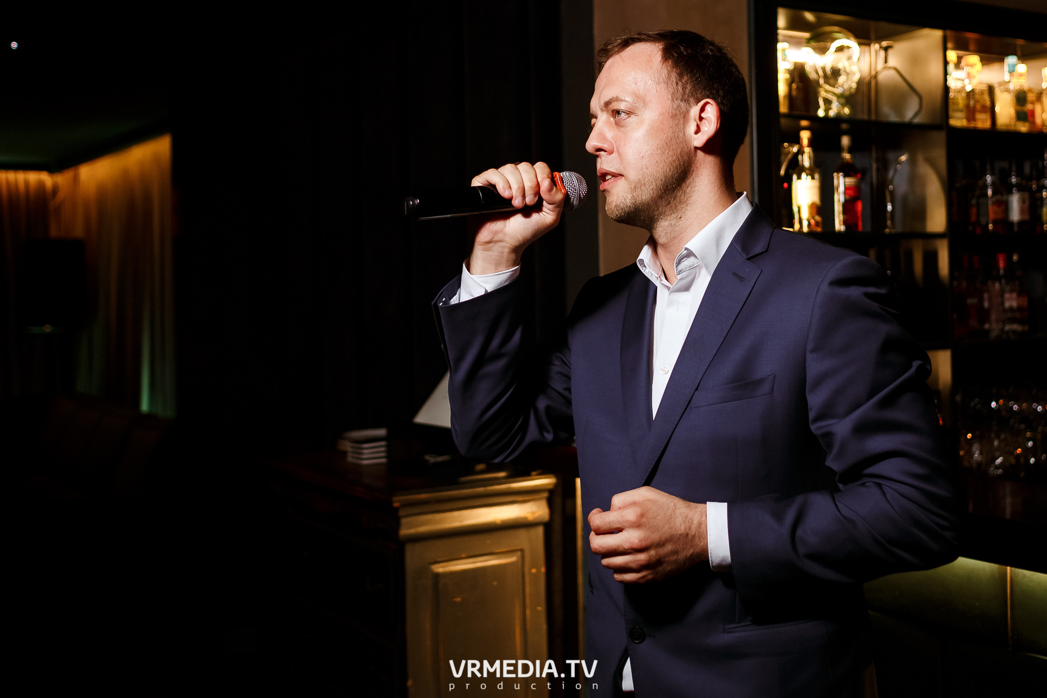 Золотая пятница в караоке-баре «Volna»