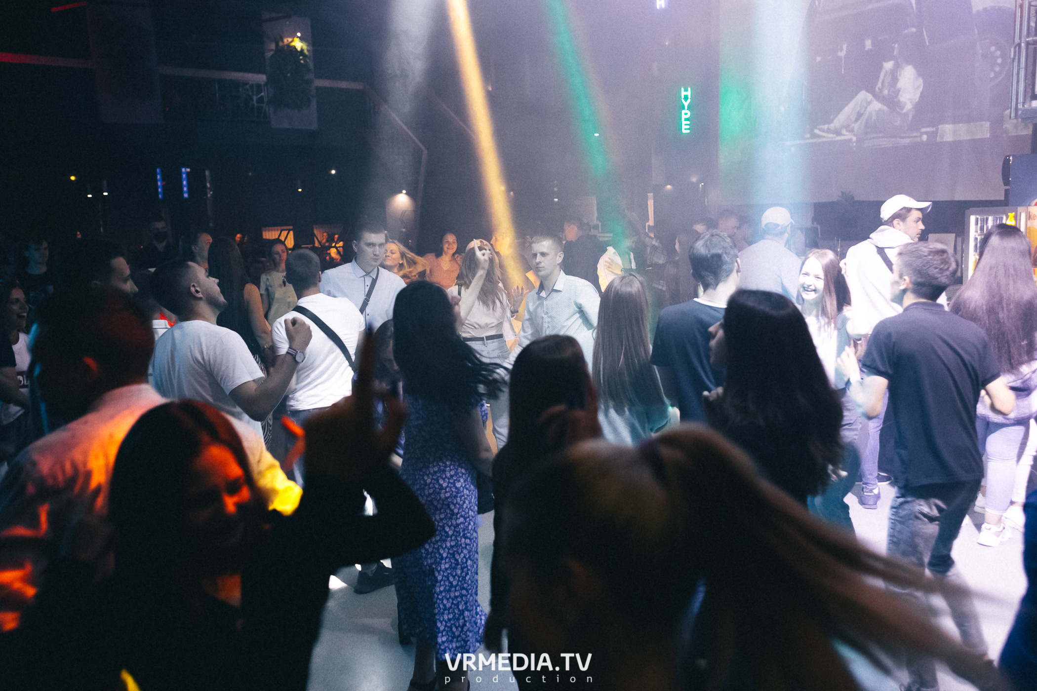 На чилле в баре «DOSKI»